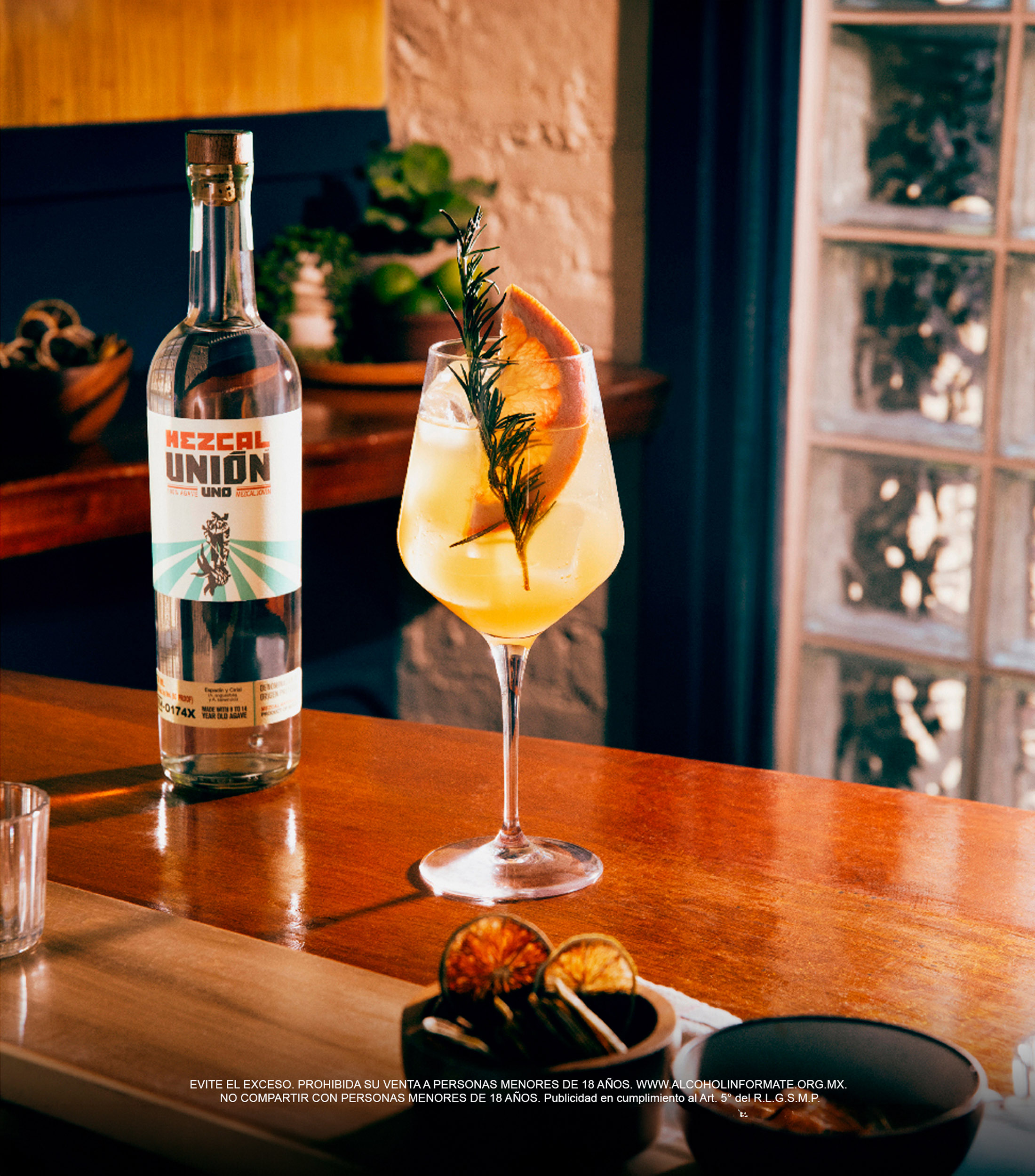 Mezcal Unión Uno Joven Espadín y Cirial, 700 ml