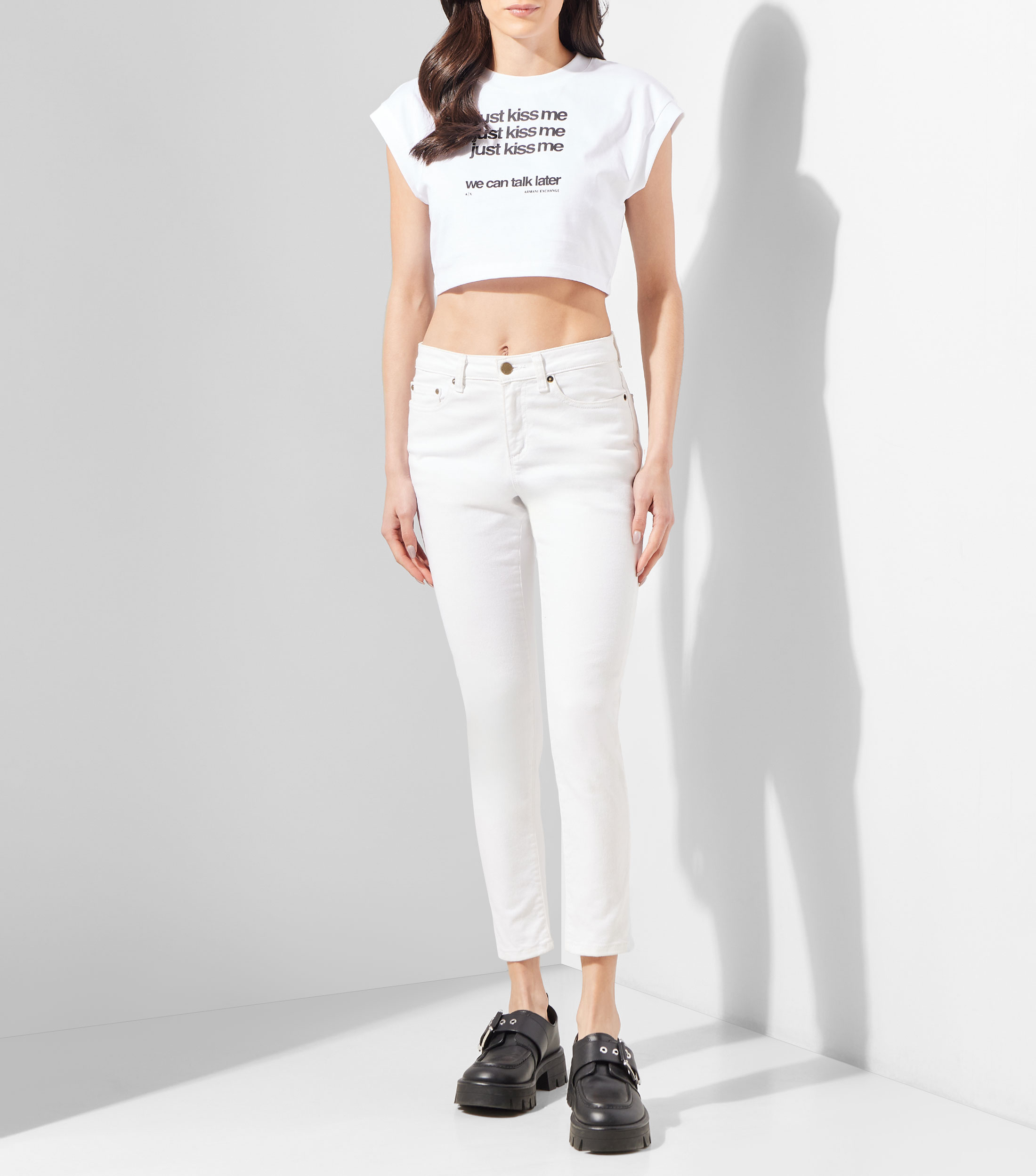 Playera cuello redondo manga corta estampada Mujer