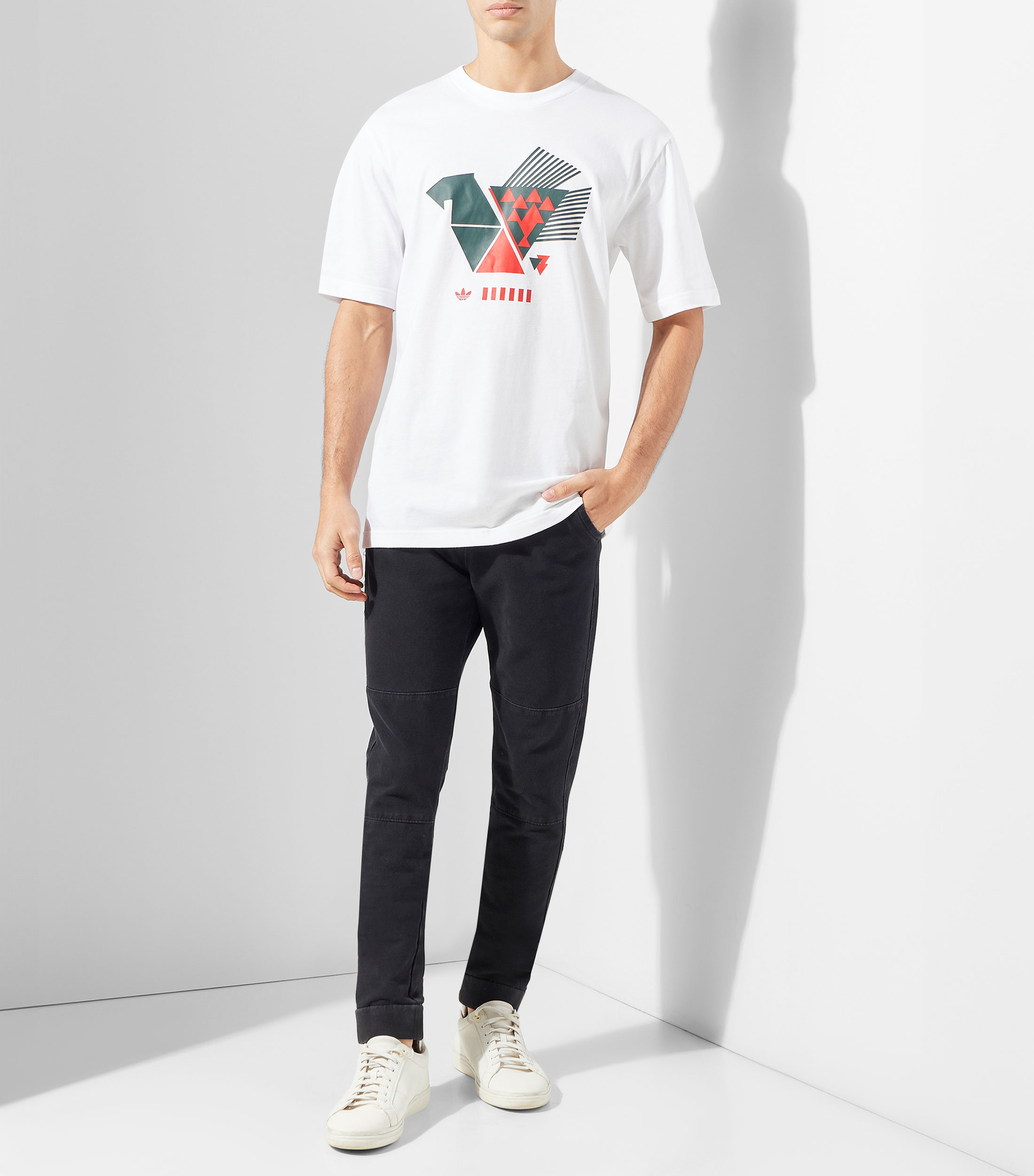 Playera cuello redondo manga corta estampada Hombre