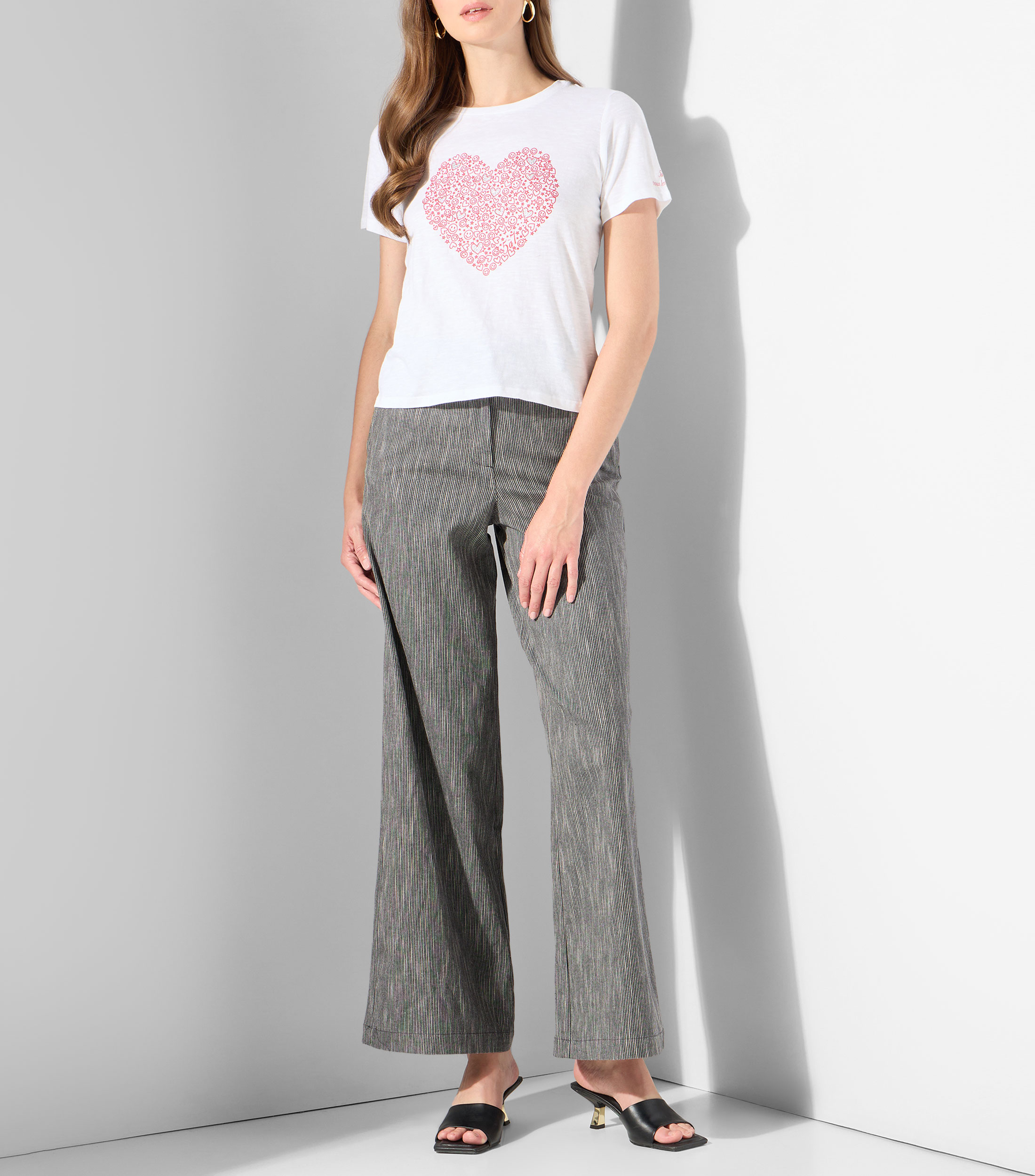 Playera cuello redondo manga corta estampada Mujer