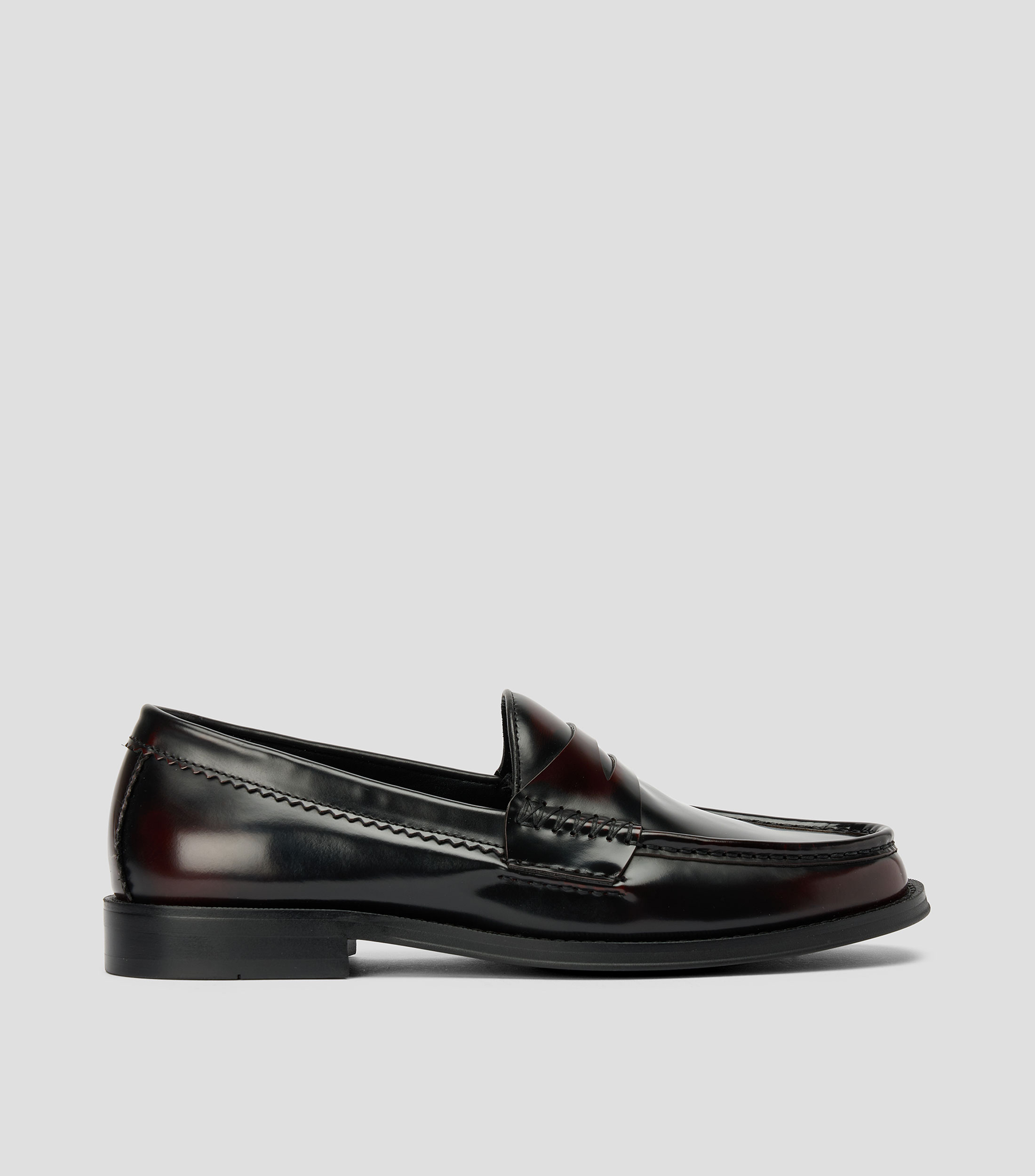 Mocasines Ludovik en piel con tira Hombre