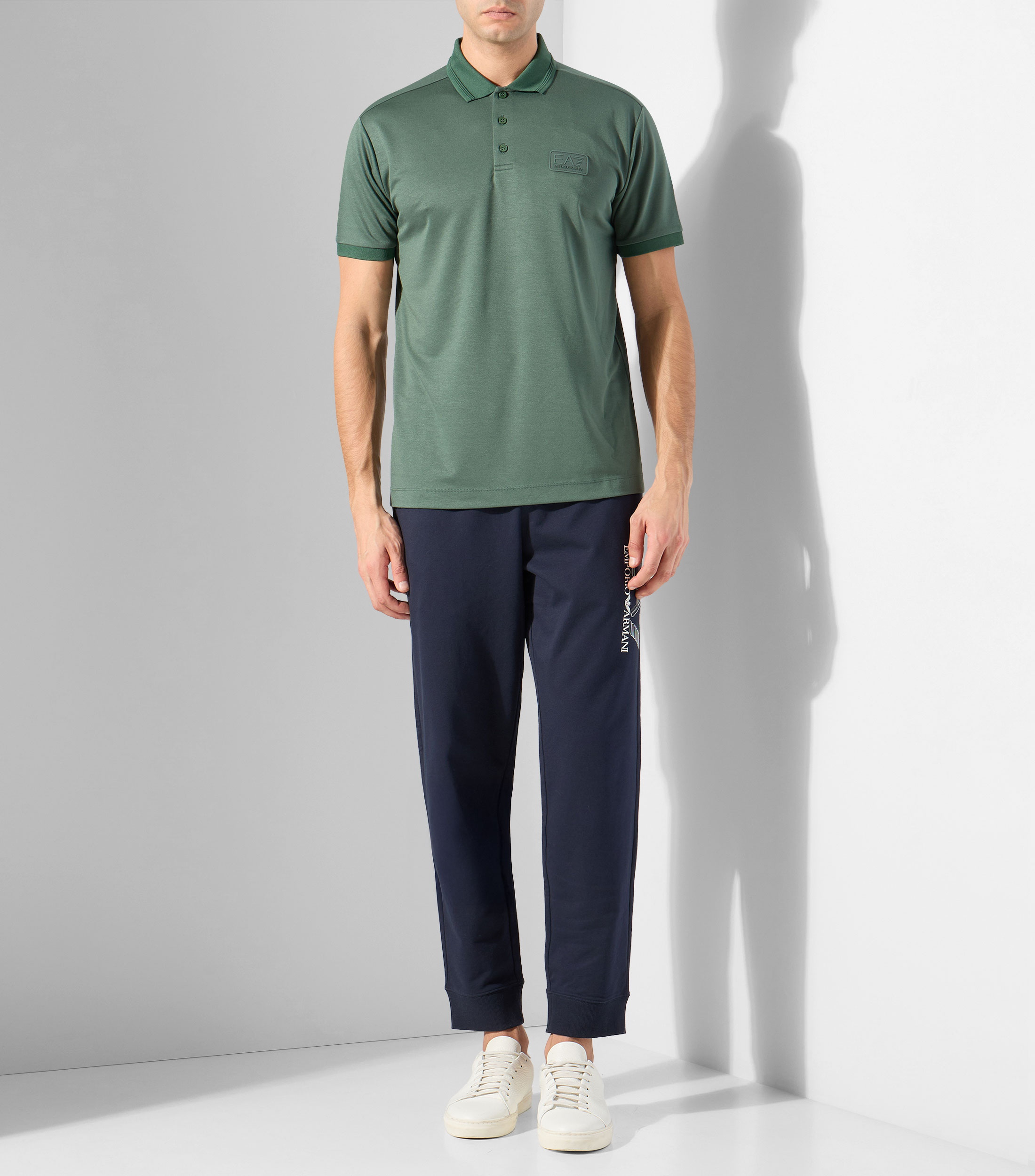 Playera tipo polo manga corta lisa Hombre