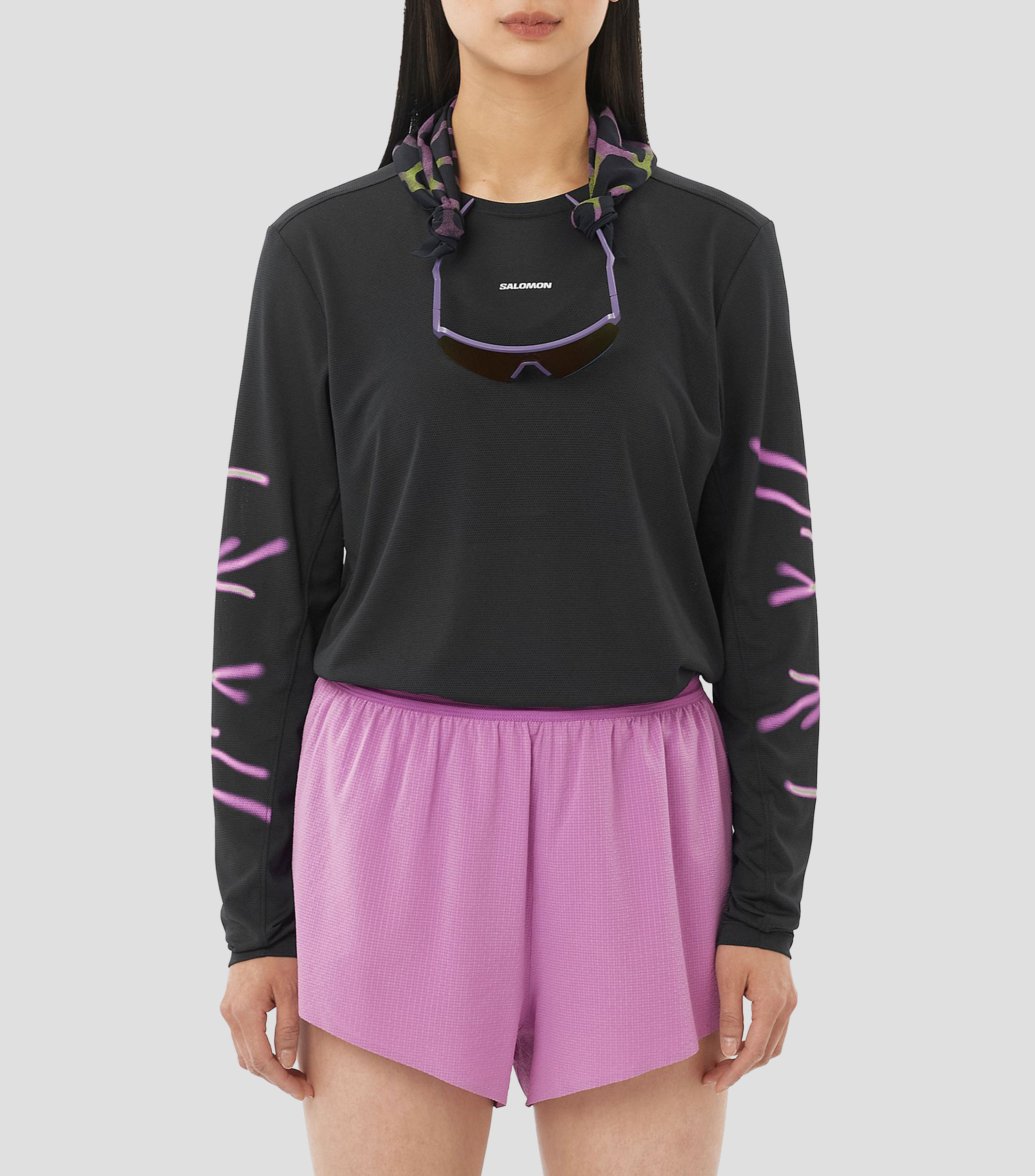 Playera para correr SHKout Core con estampado Mujer