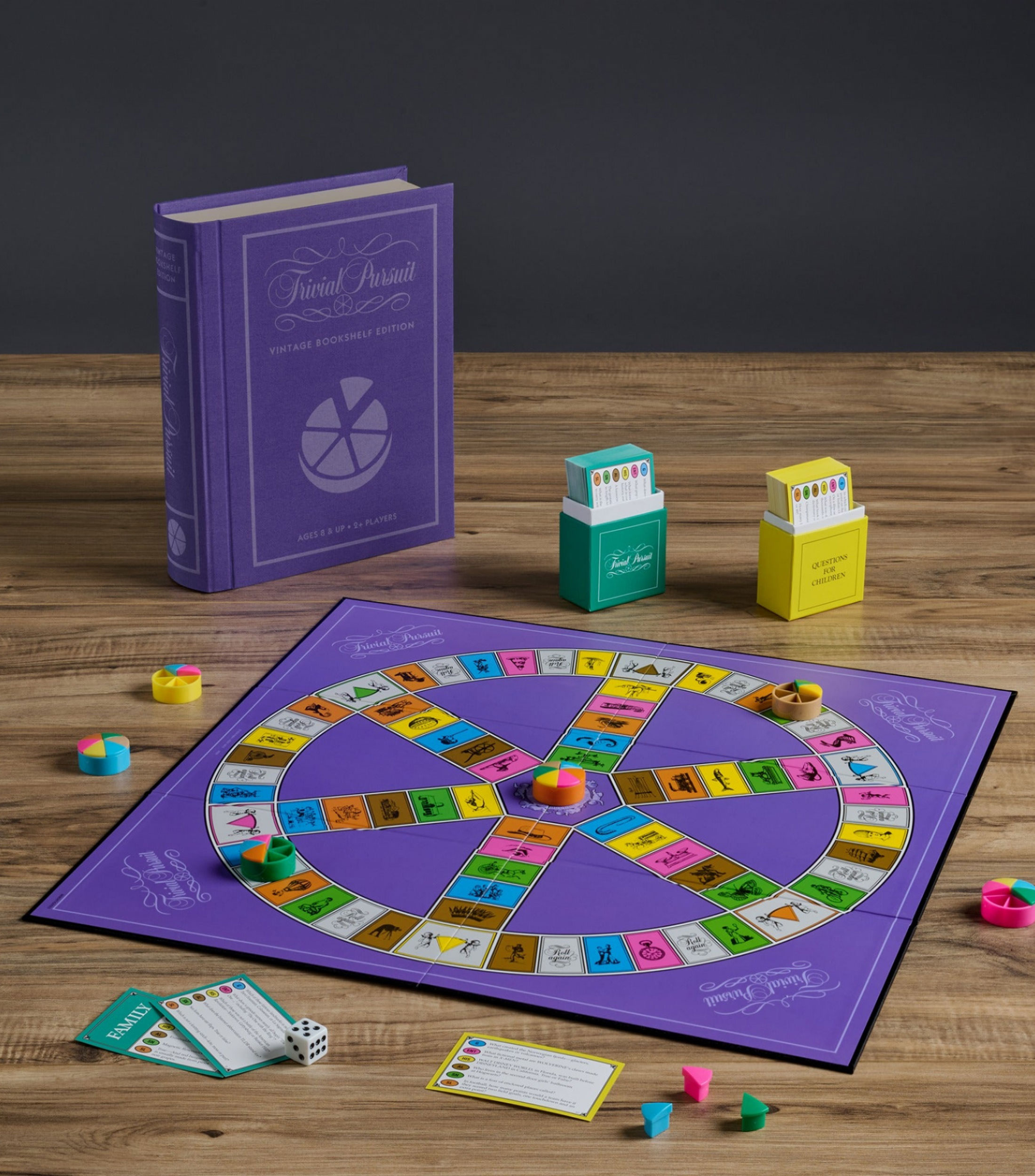 Trivial Pursuit Vintage Bookshelf Edition