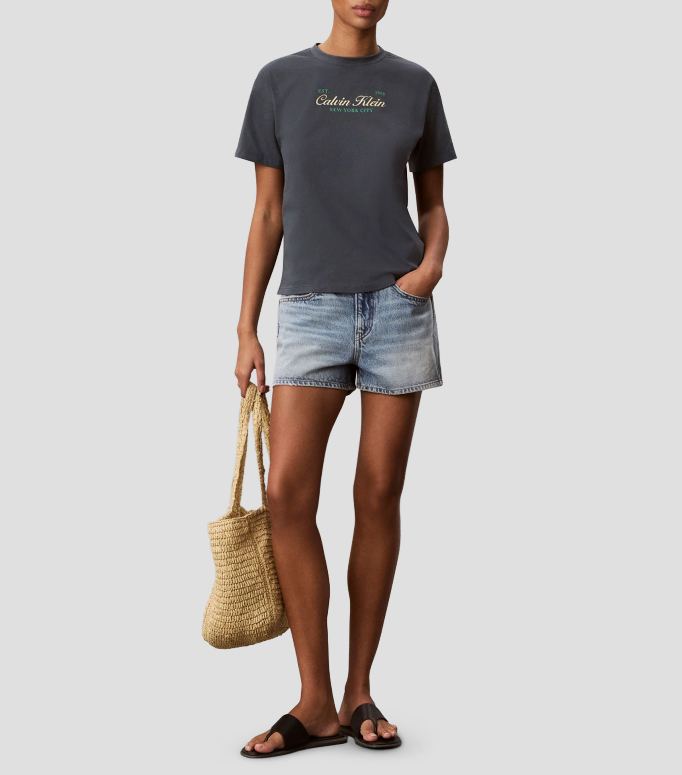 Playera cuello redondo manga corta con estampado Mujer