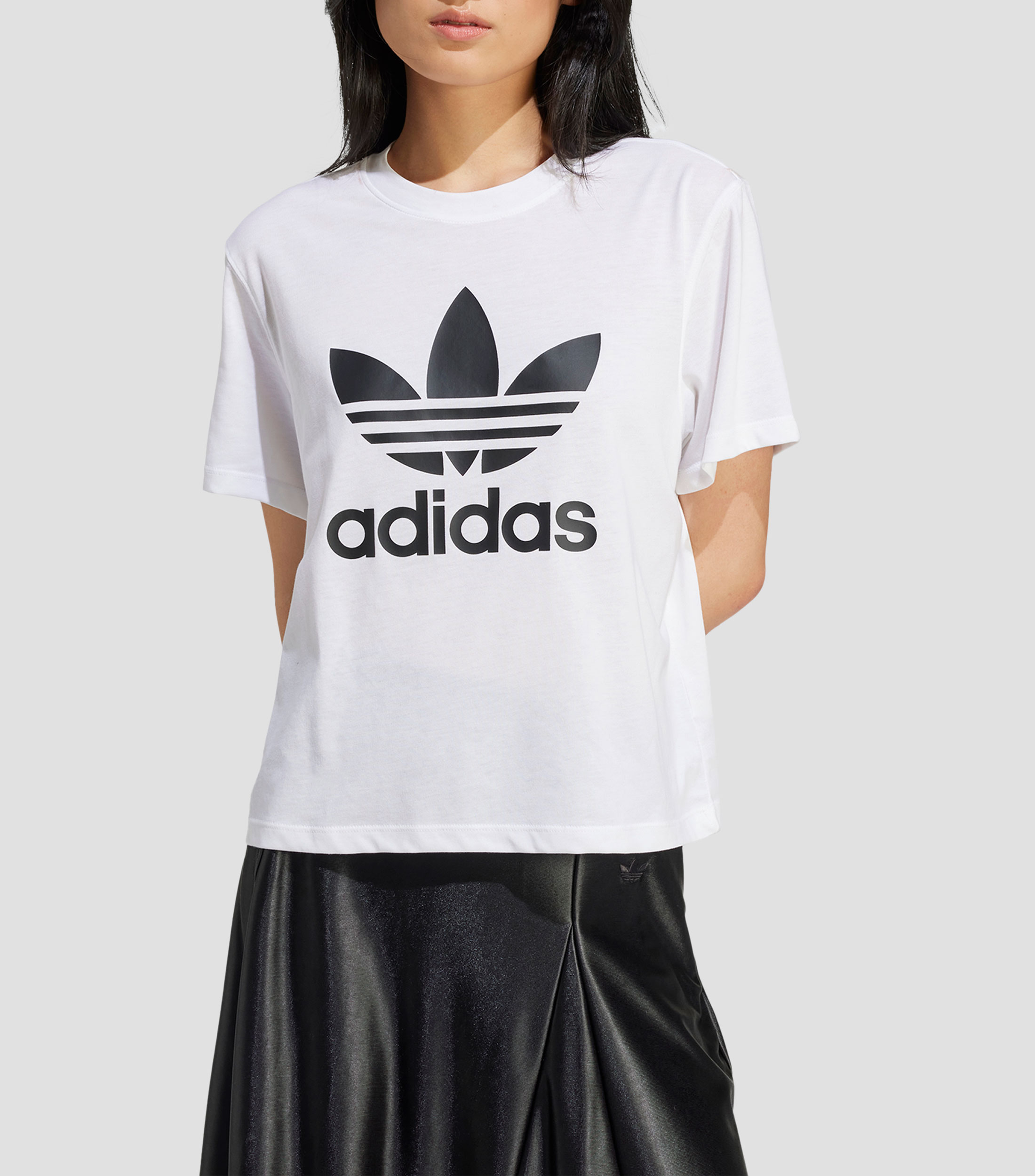 Playera cuello redondo manga corta estampada Mujer