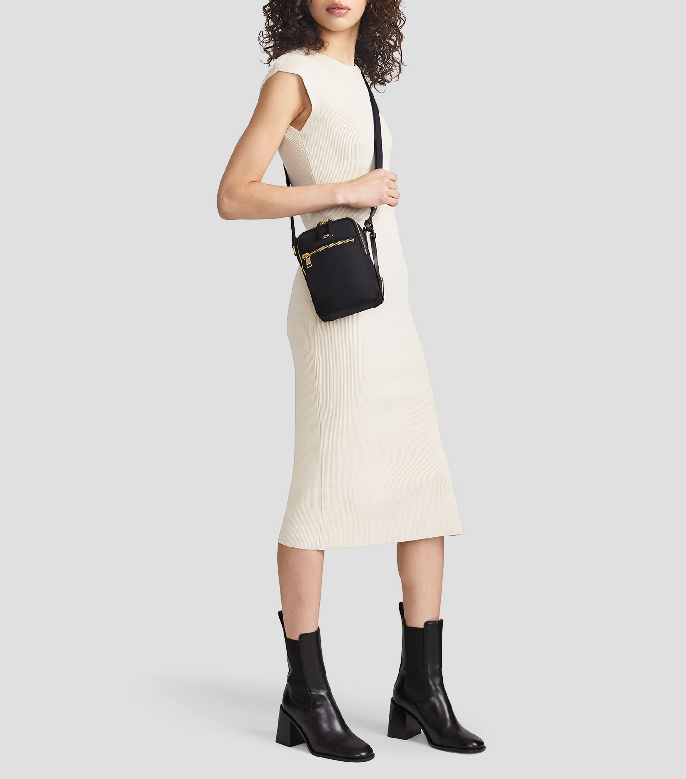 Bolsa crossbody negra Persia Mujer