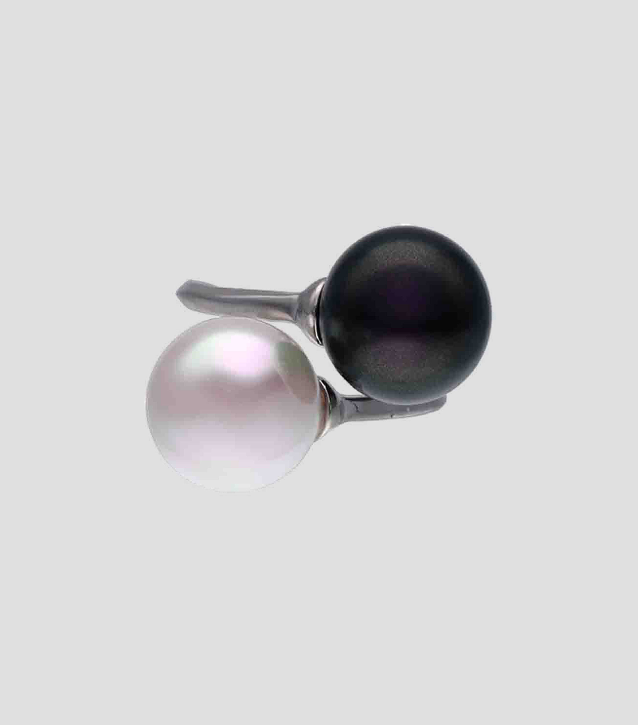 Anillo en plata con perlas Mujer