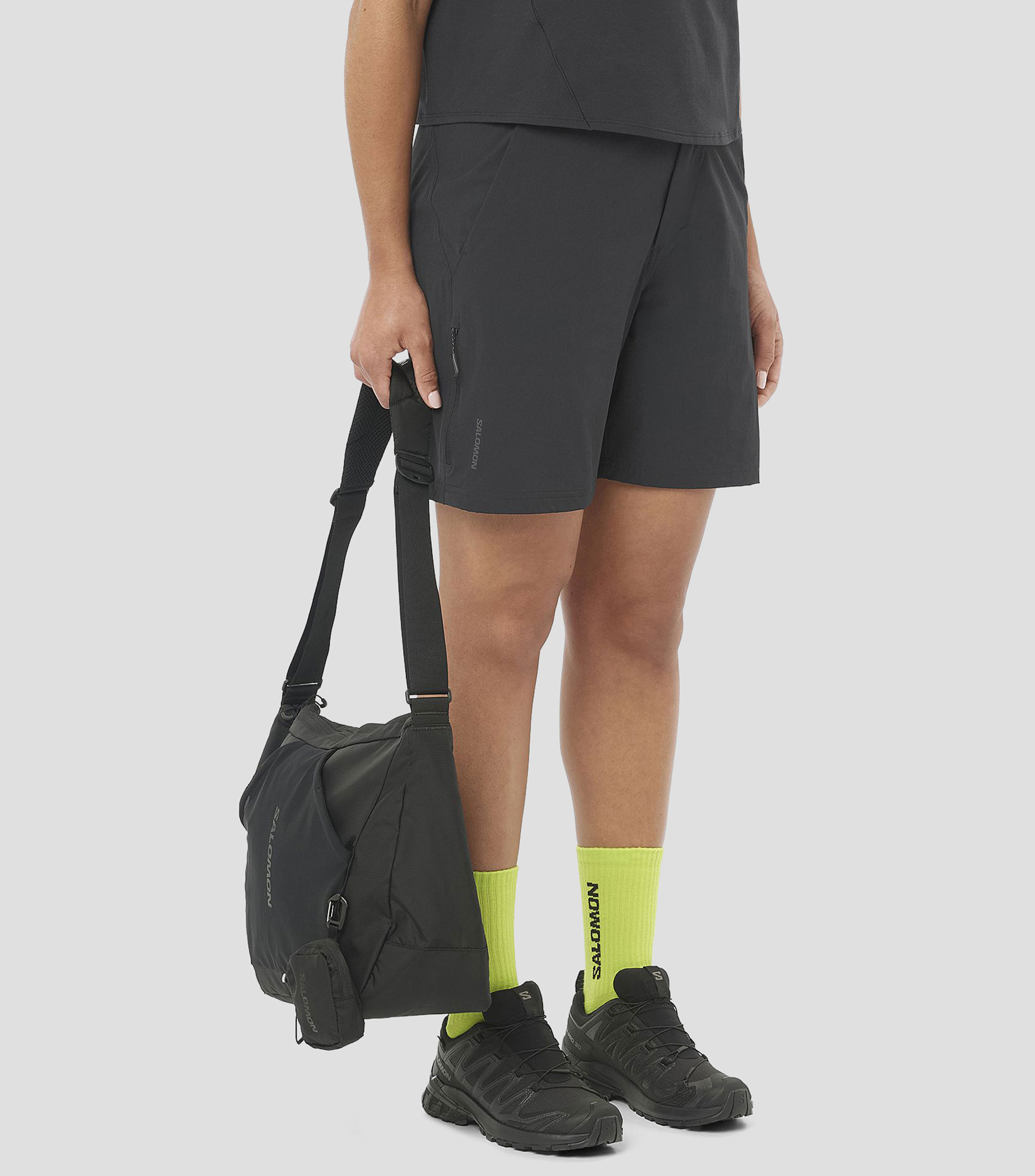 Short para entrenamiento liso Mujer