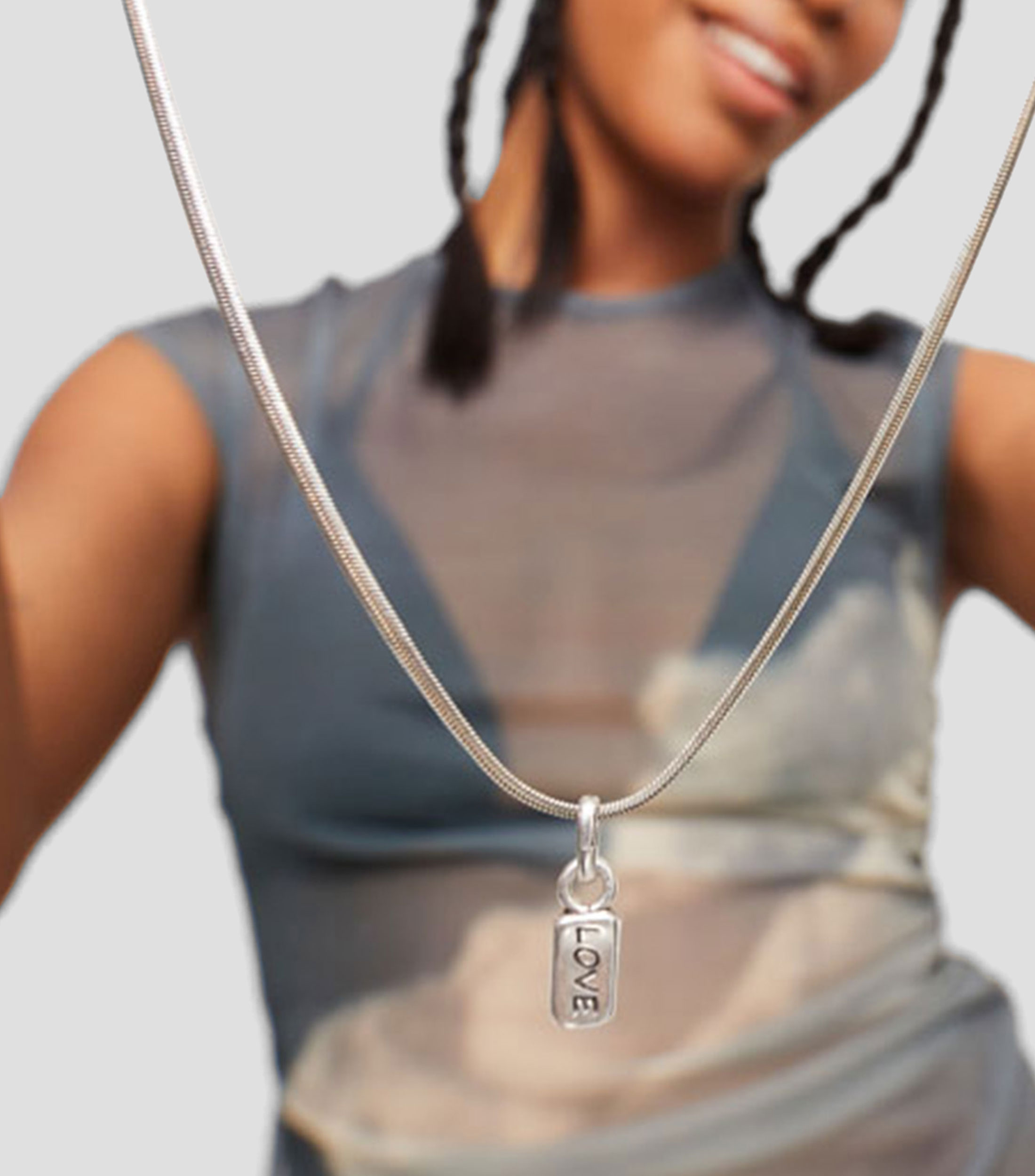 Charm Palabra Love Mujer