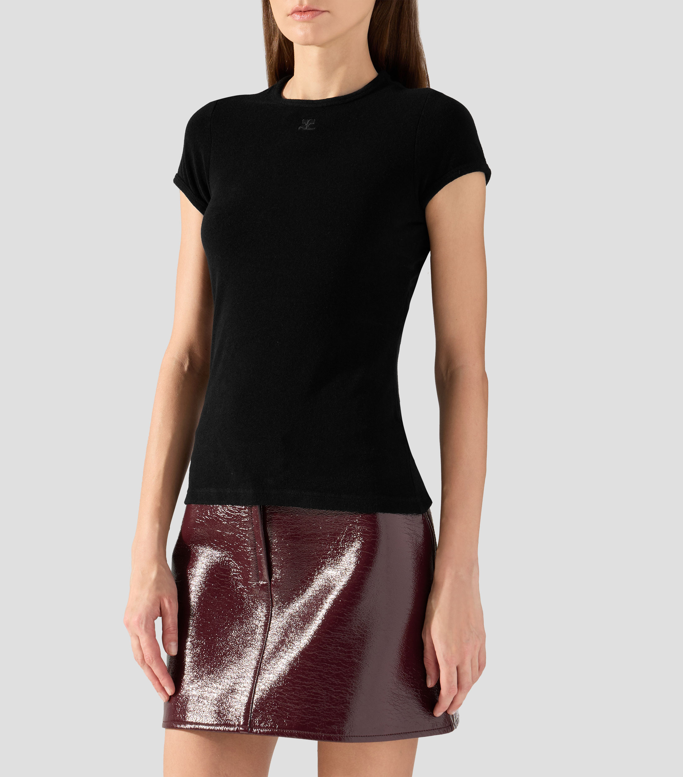 Playera de cuello redondo con manga corta lisa Mujer