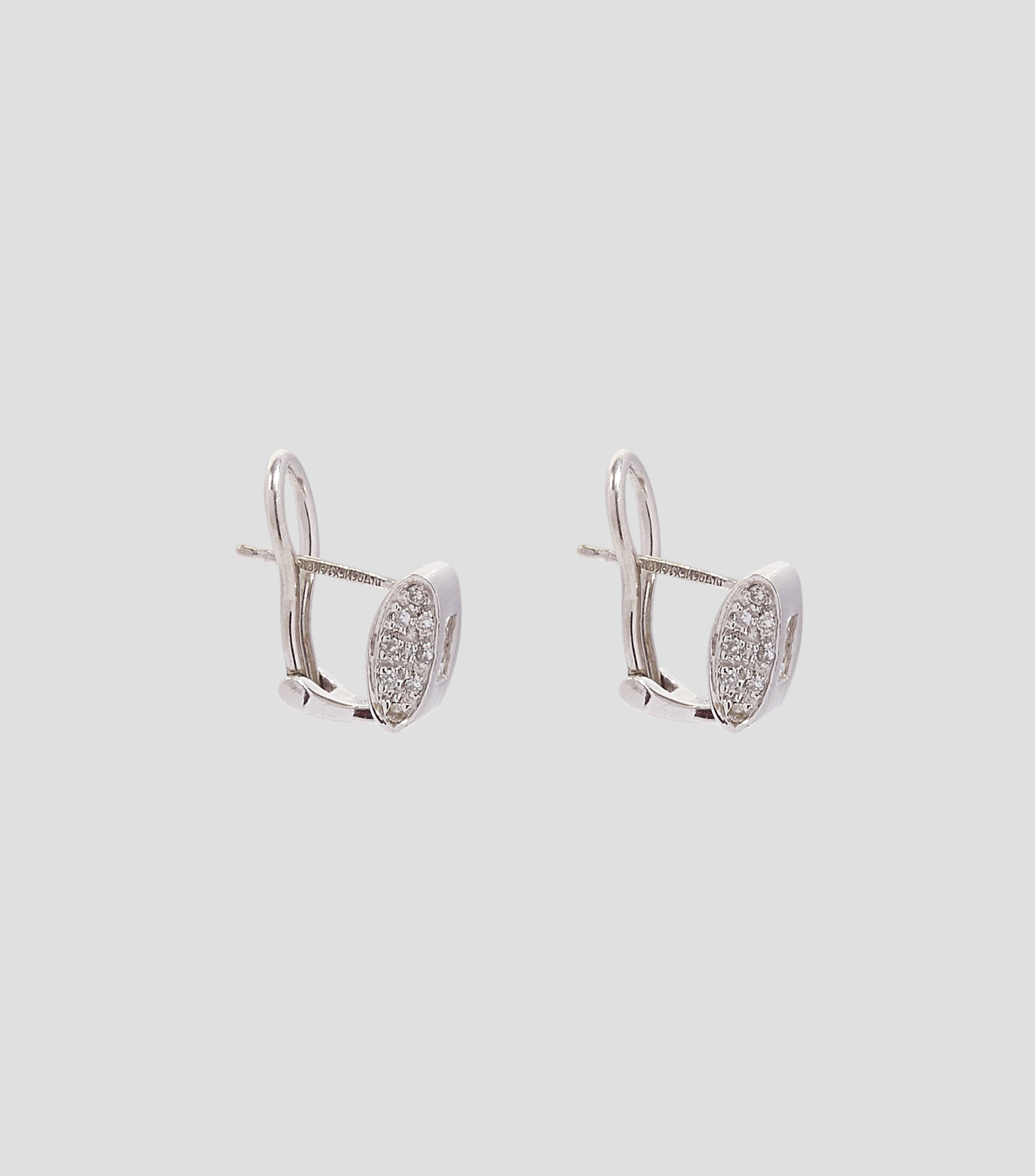 Aretes en oro blanco de 14 Kts Mujer