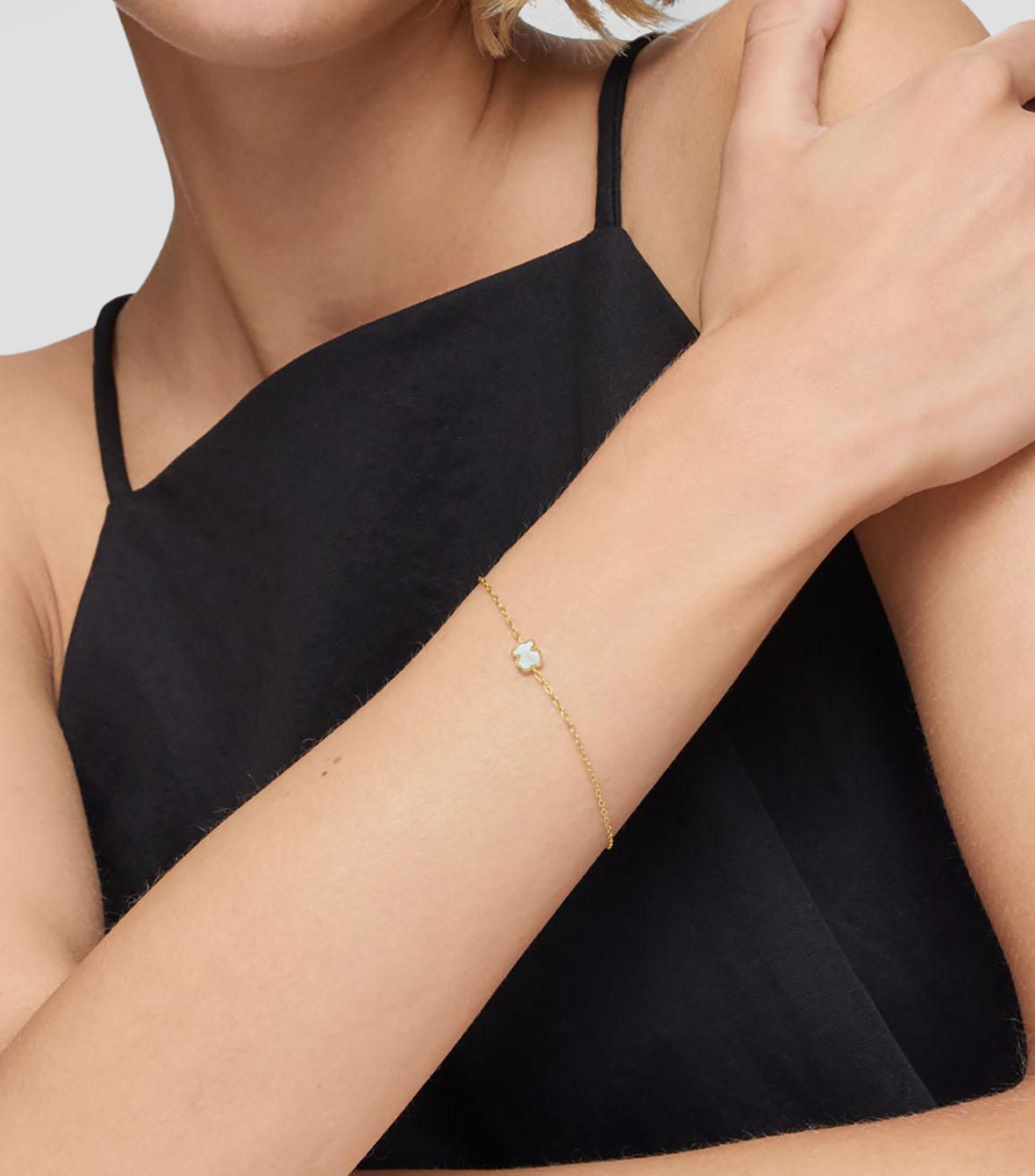 Pulsera en oro amarillo de 14 kilates con nacar XXS Mujer