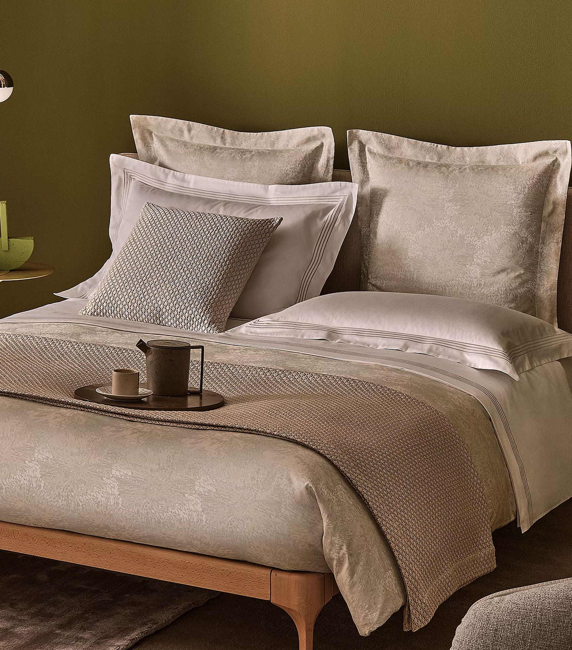 Funda para almohada king size en algodón Sahara Flower Arredo verde celedón