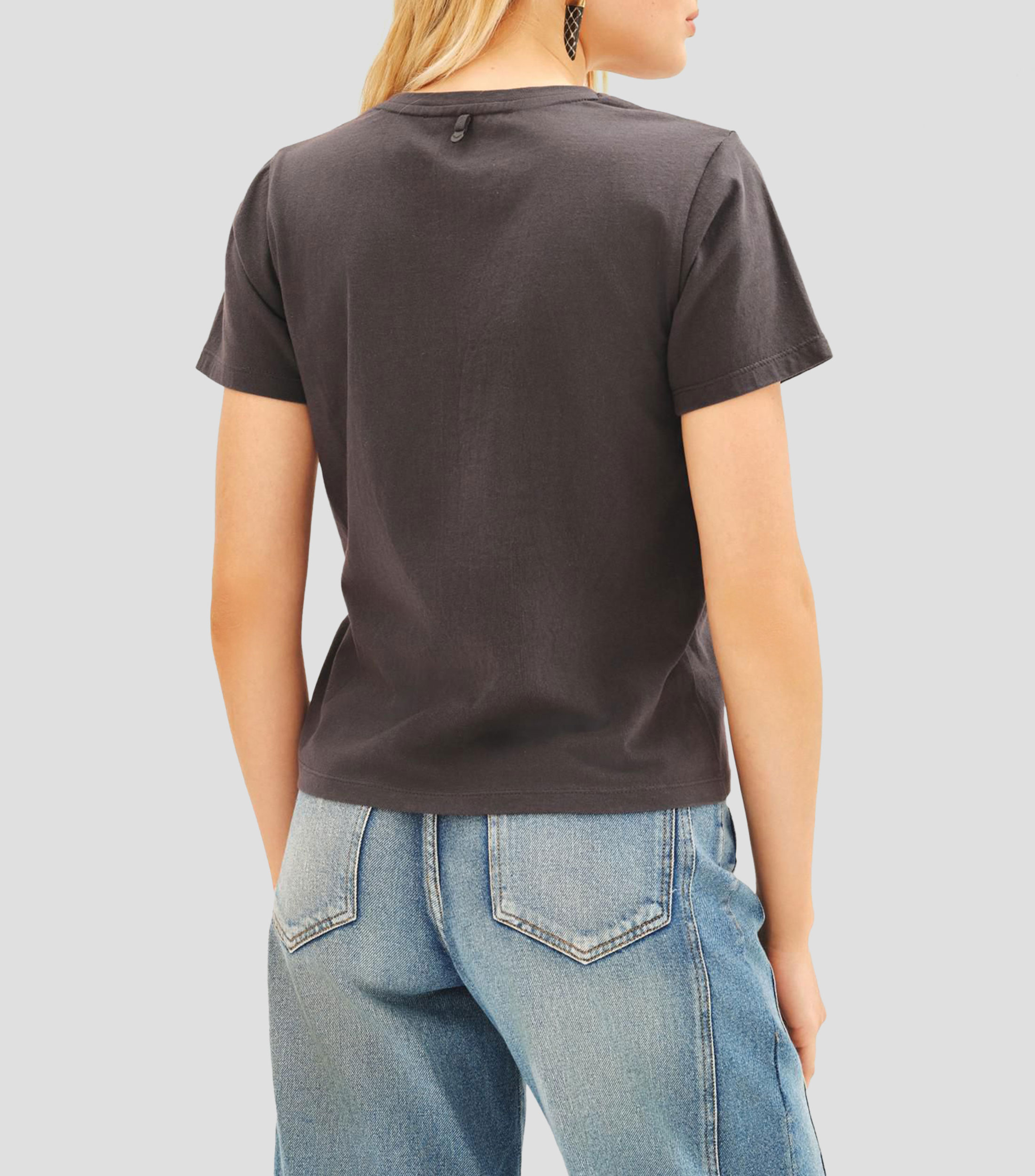Playera cuello redondo manga corta fantasía Mujer