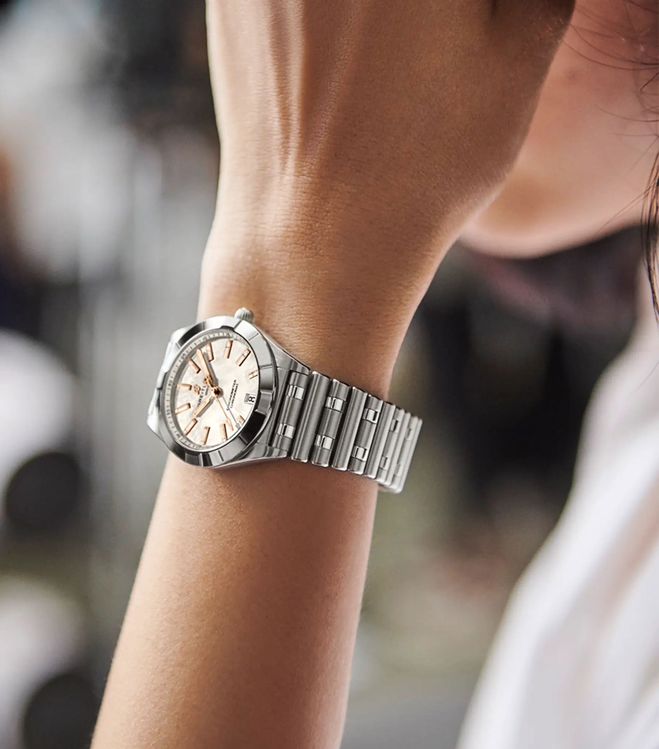 Reloj para mujer Chronomat 32 Moderno Plateado