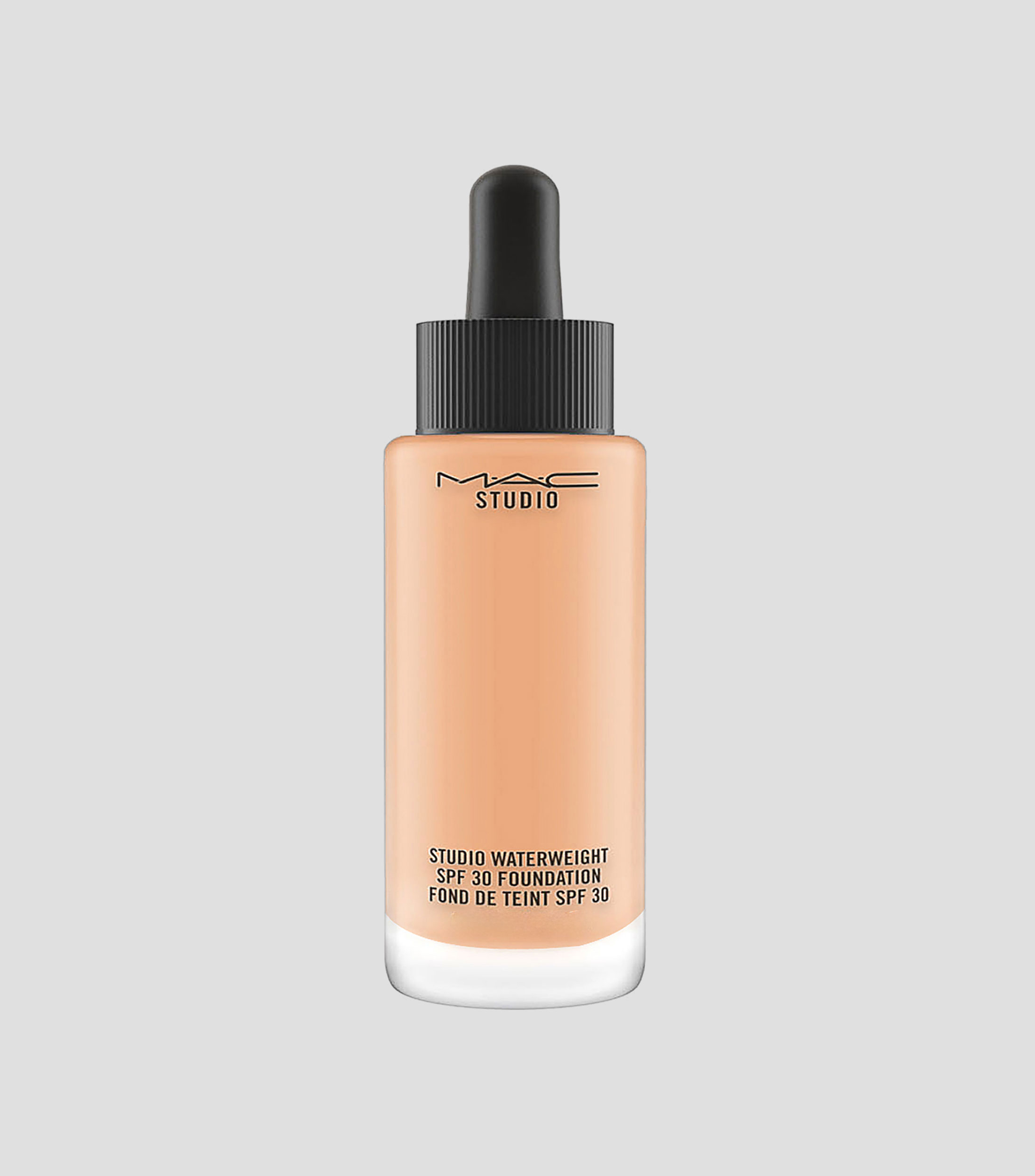 Base Studio Waterweight Foundation Sandstone, 30 ml