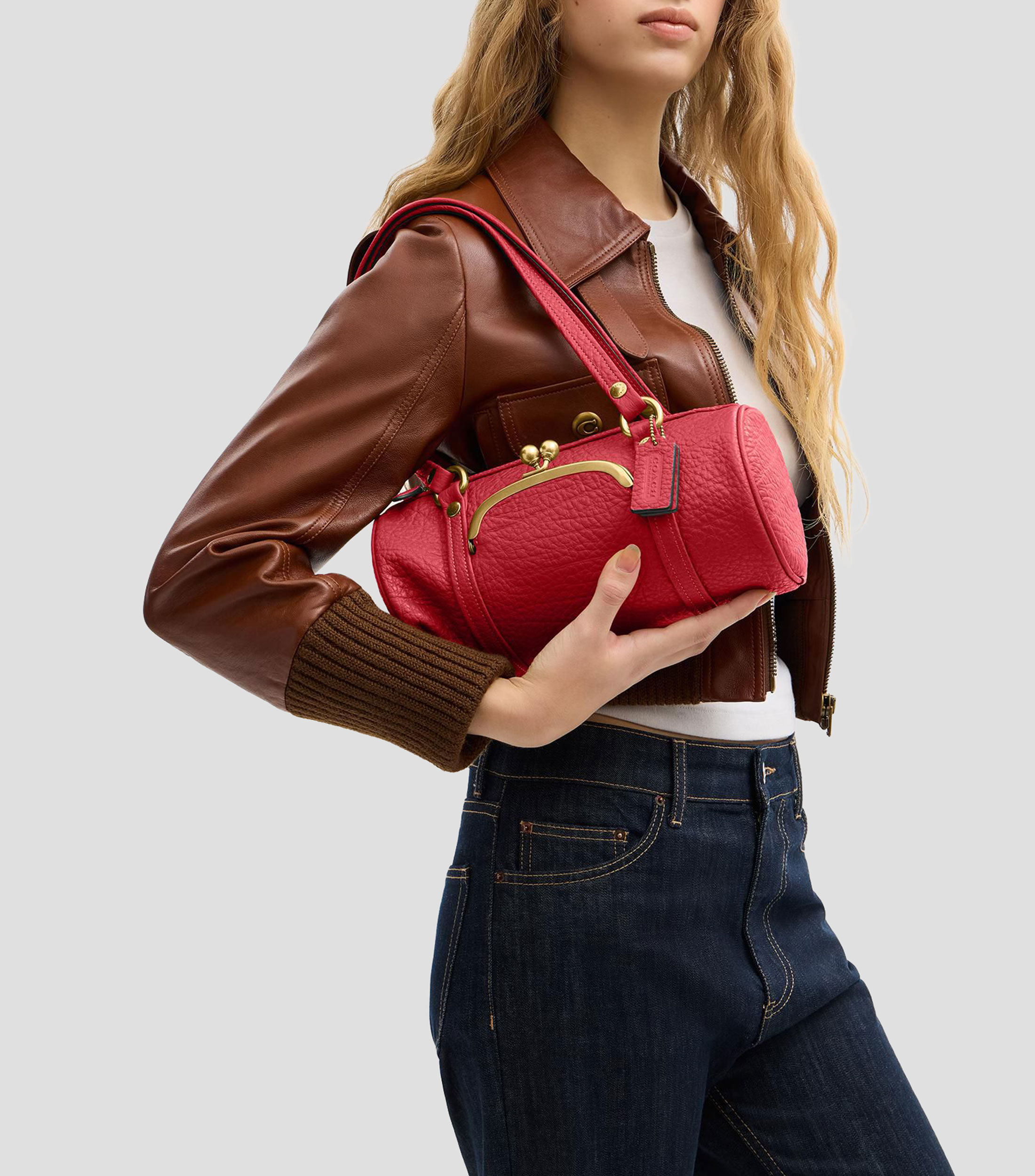 Bolsa Crossbody en piel The Coach Originals Kisslock Barrel 28 diseño liso Mujer