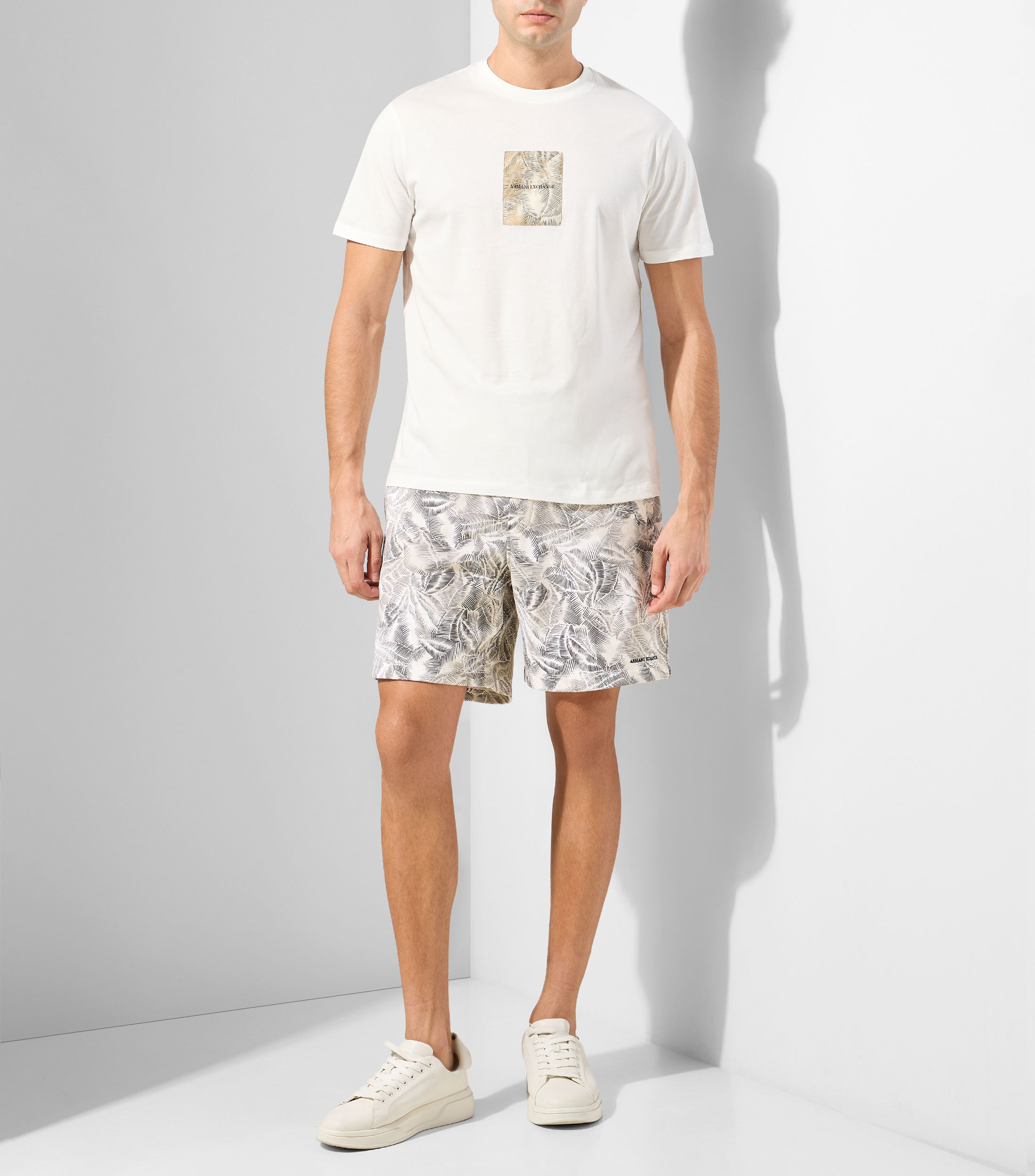 Playera cuello redondo manga corta sólida Hombre