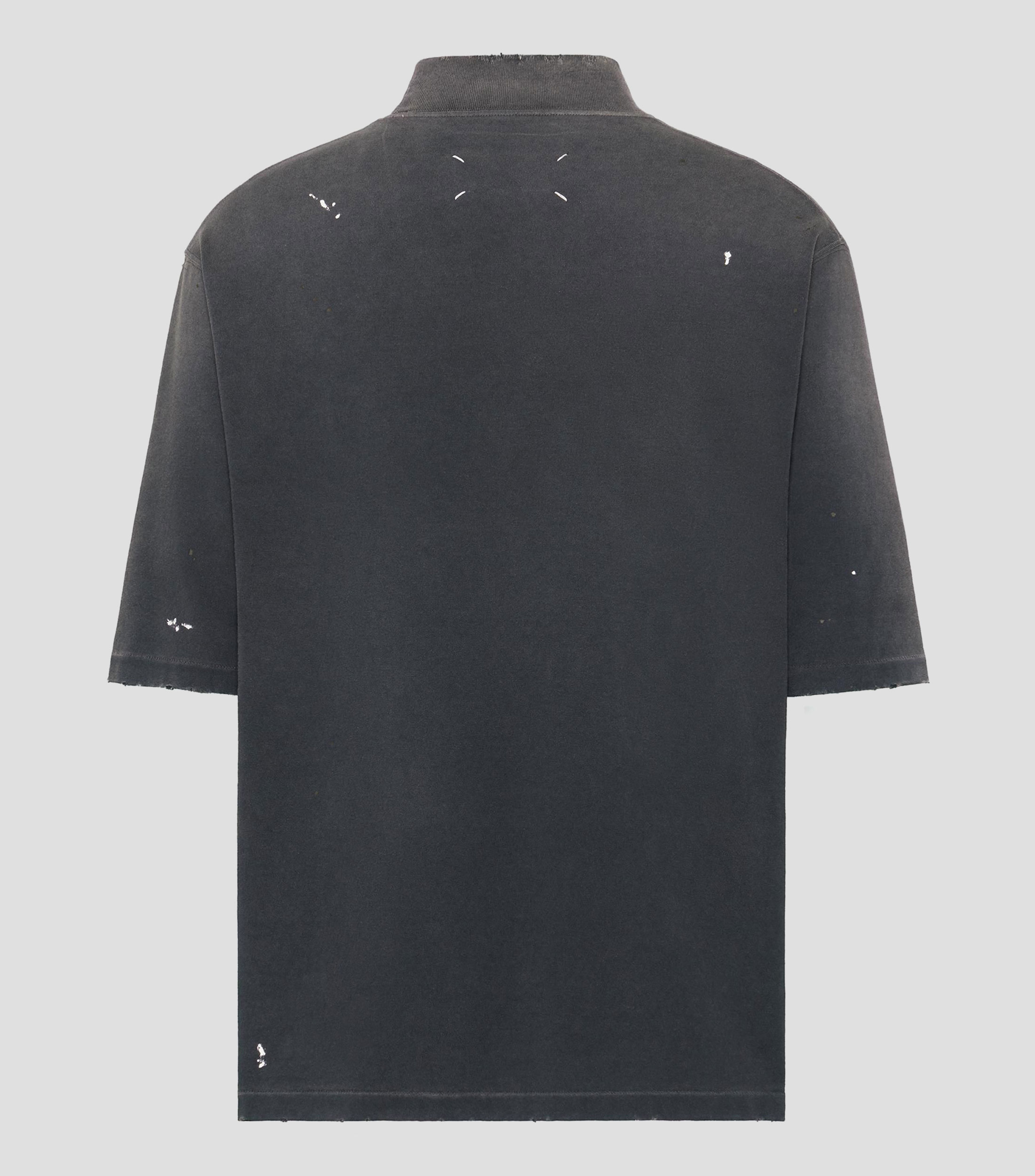 Playera cuello alto manga corta deslavada Hombre