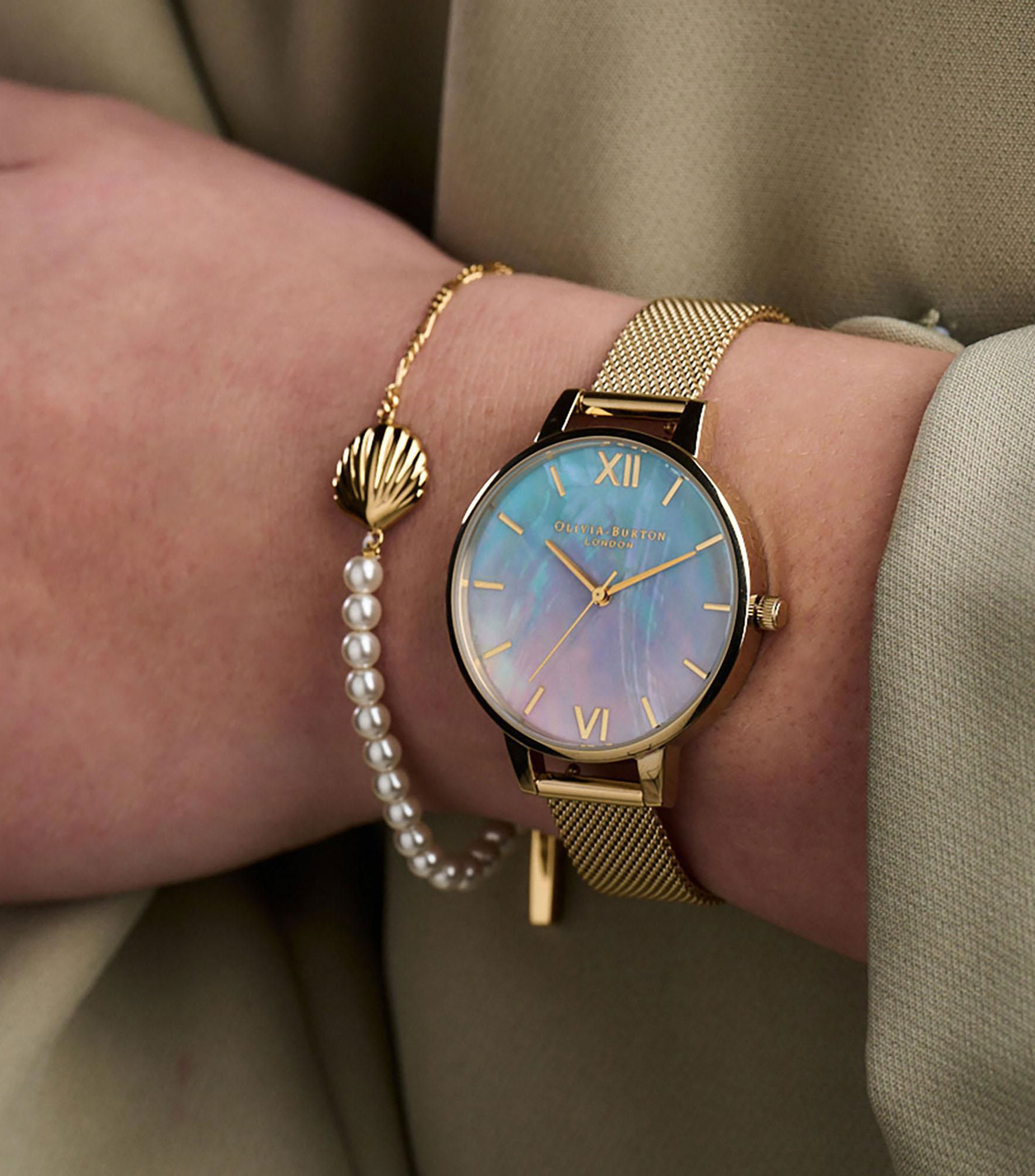 Pulsera con dije de concha con perlas Under The Sea Mujer