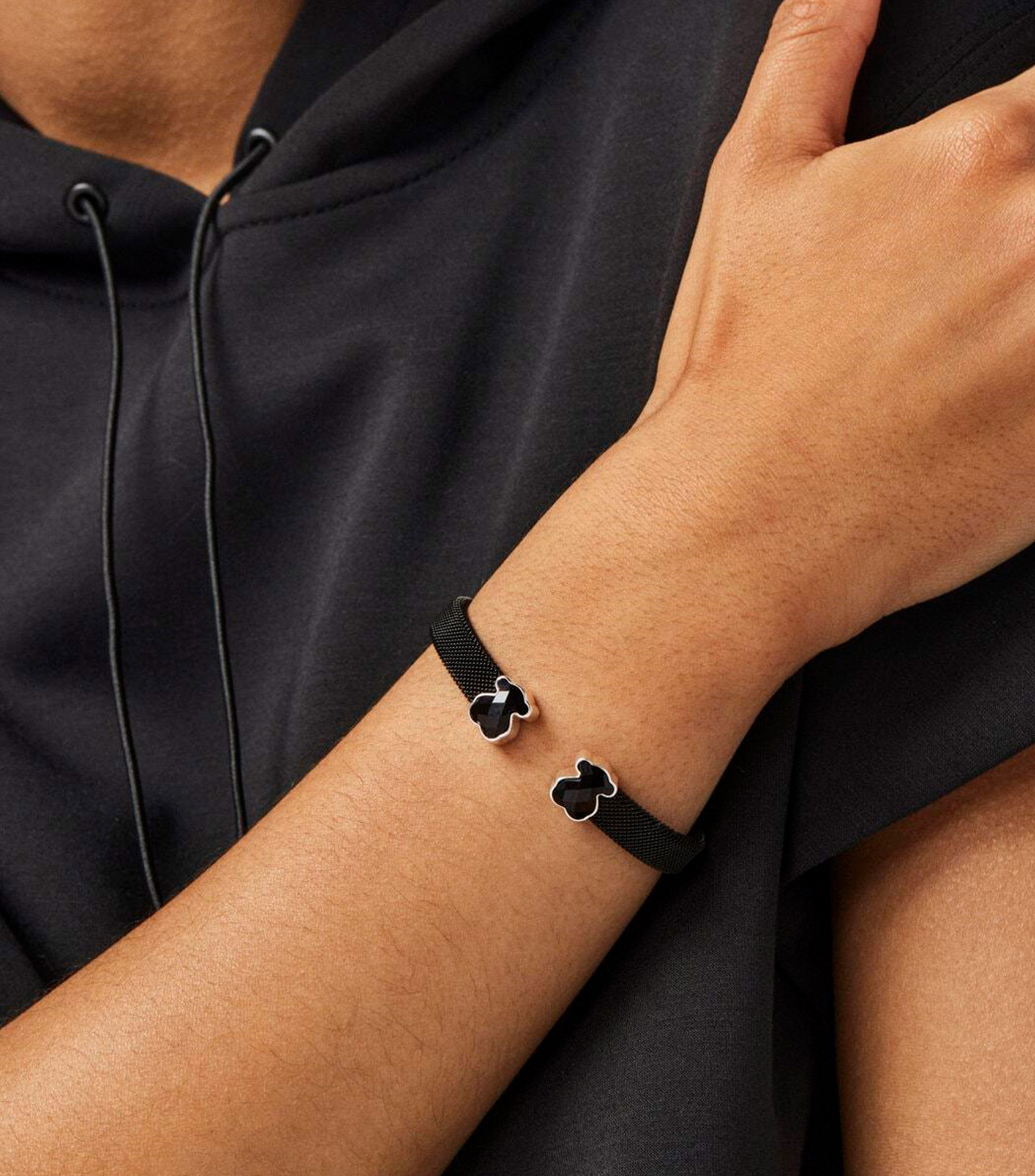 Brazalete negro con osos y ónix Icon Mesh Mujer