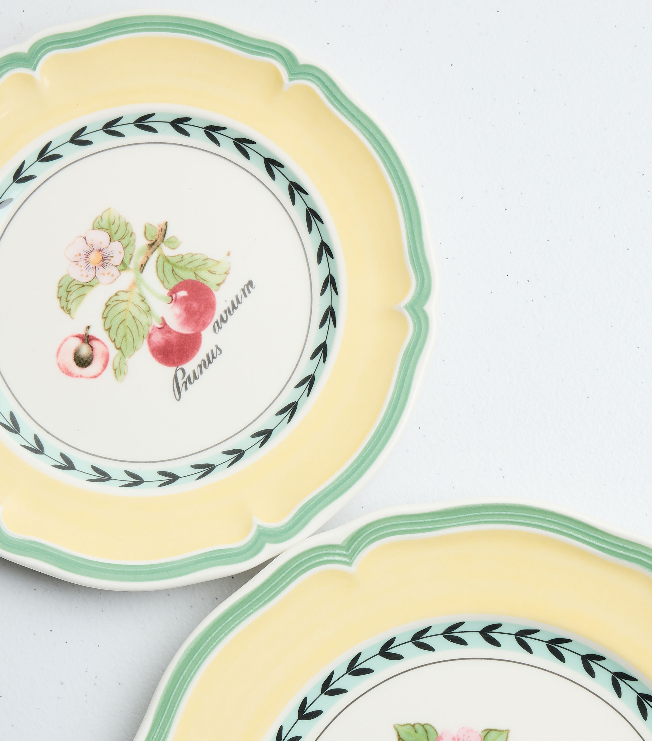 Plato para Fruta French Garden Valence con frutos