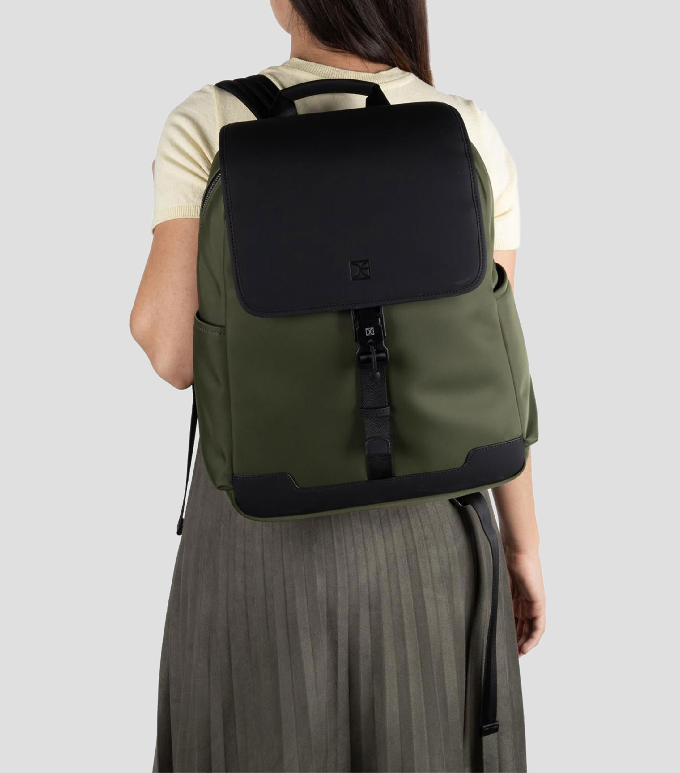 Mochila para laptop 15" VESOLI Unisex