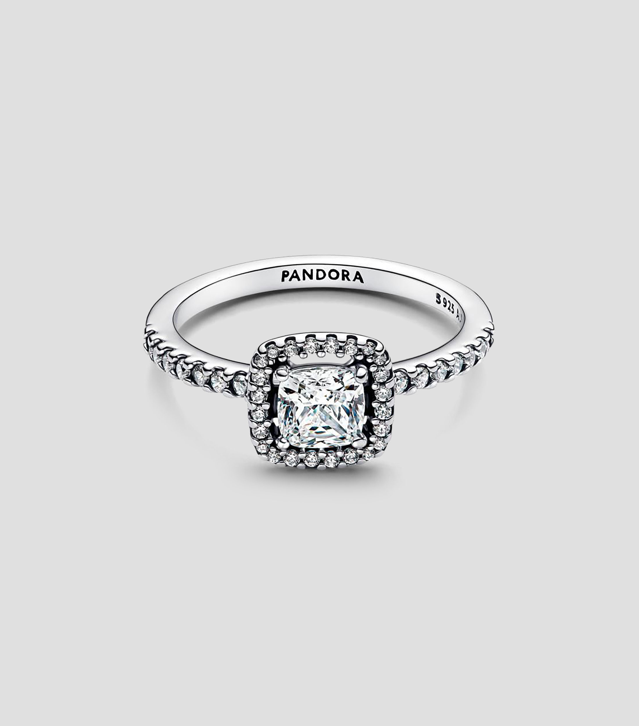 Anillo en plata .925 con circonitas Mujer