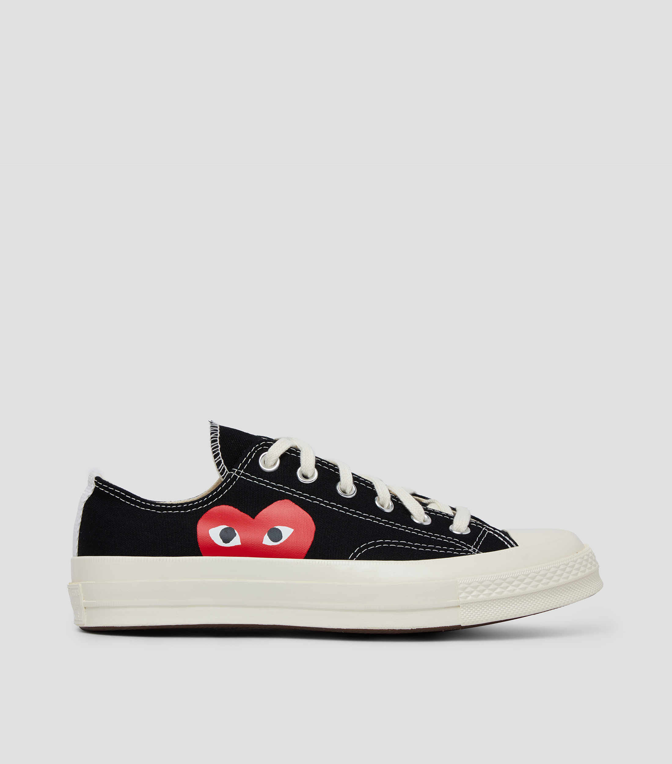 Comme des Garçons Tenis Converse x Comme des Hombre El Palacio de Hierro