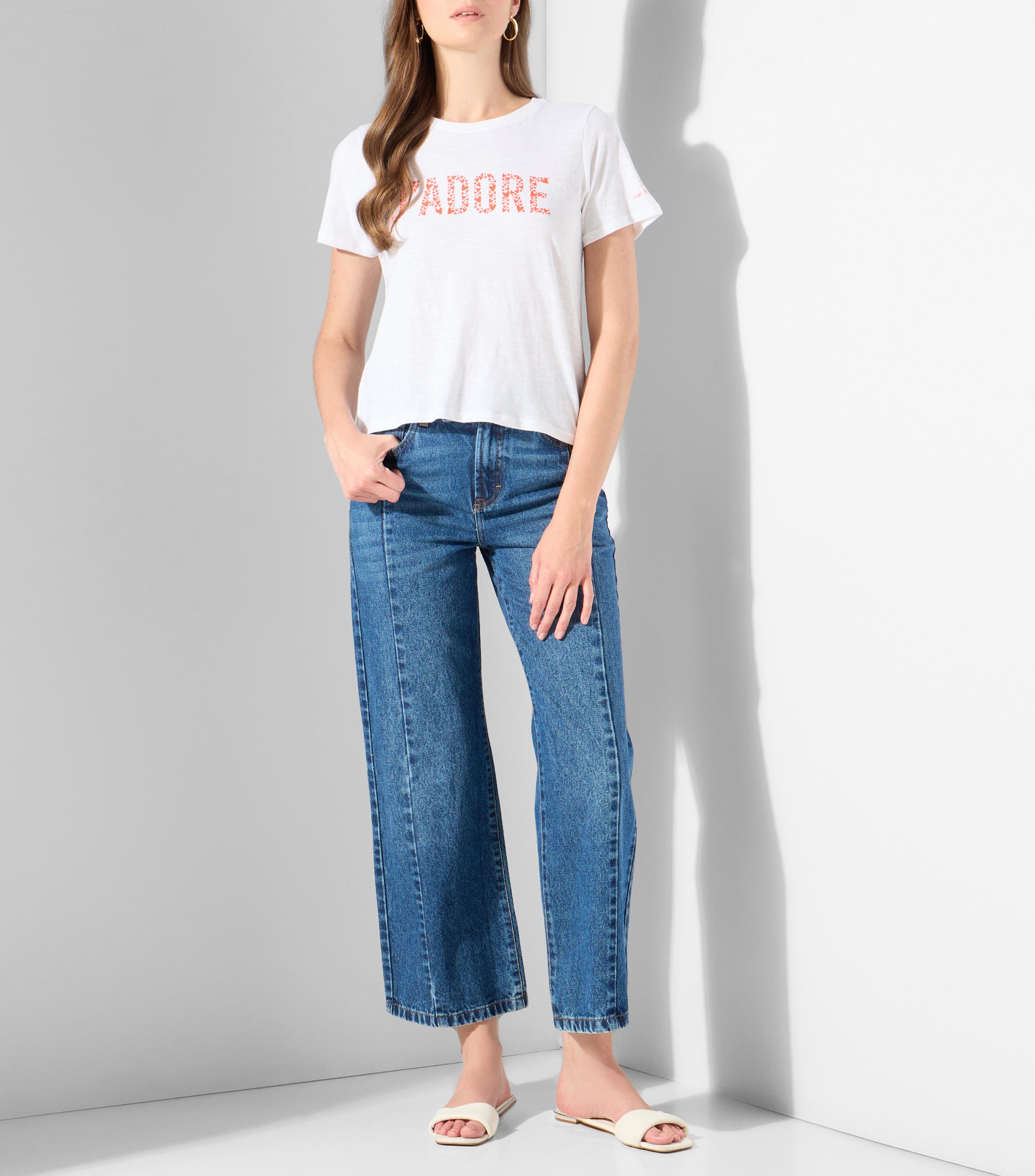 Playera cuello redondo manga corta estampada Mujer