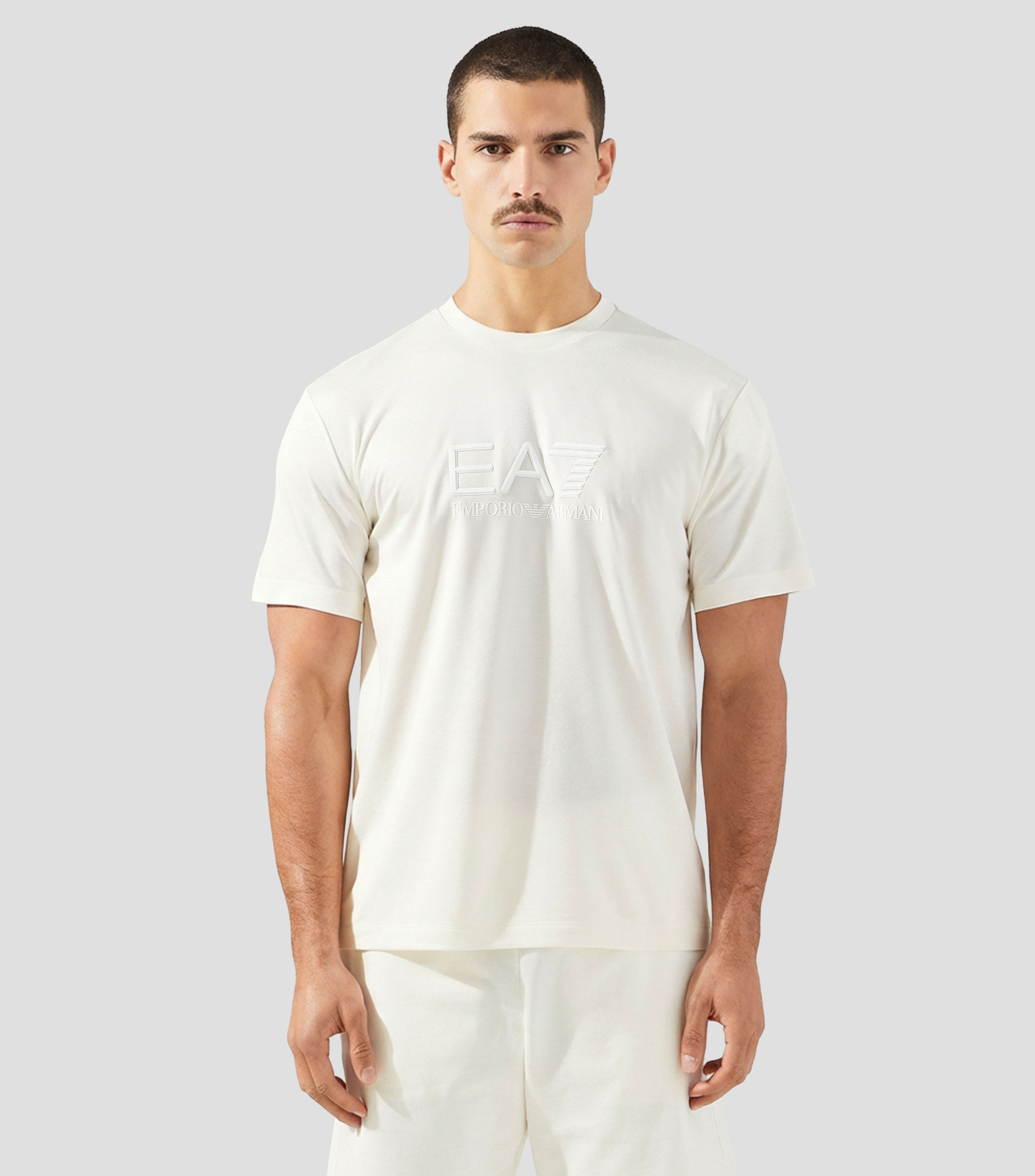 Playera cuello redondo manga corta con estampado Hombre