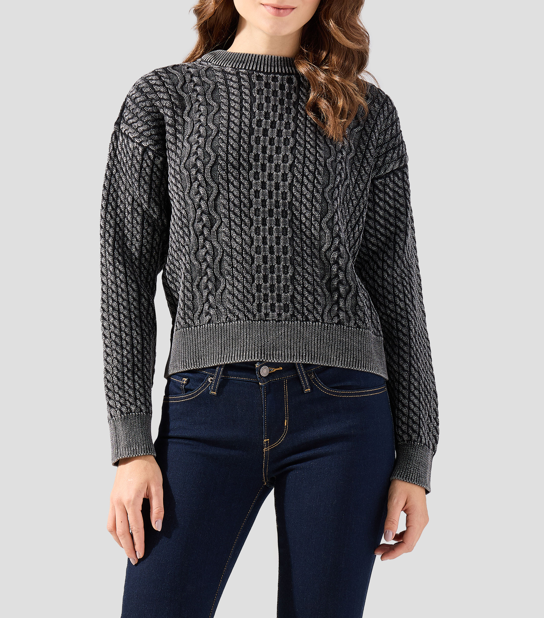 Suéter cuello redondo Mujer
