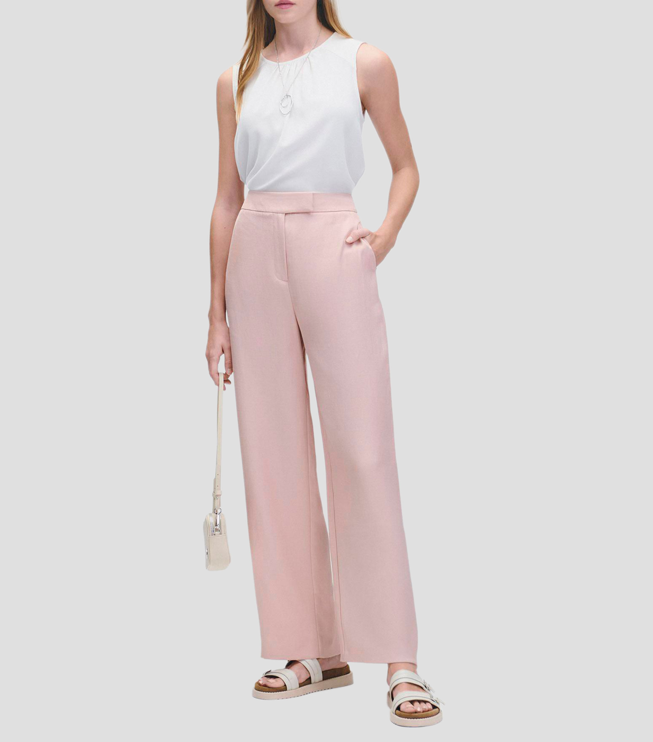 Blusa off white escote redondo con frunces Mujer