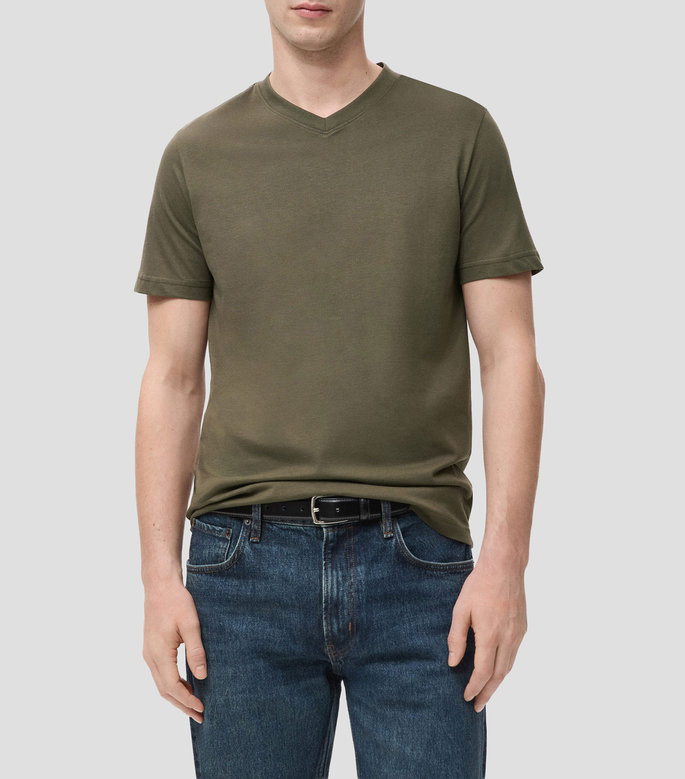 Playera cuello V manga corta lisa Hombre