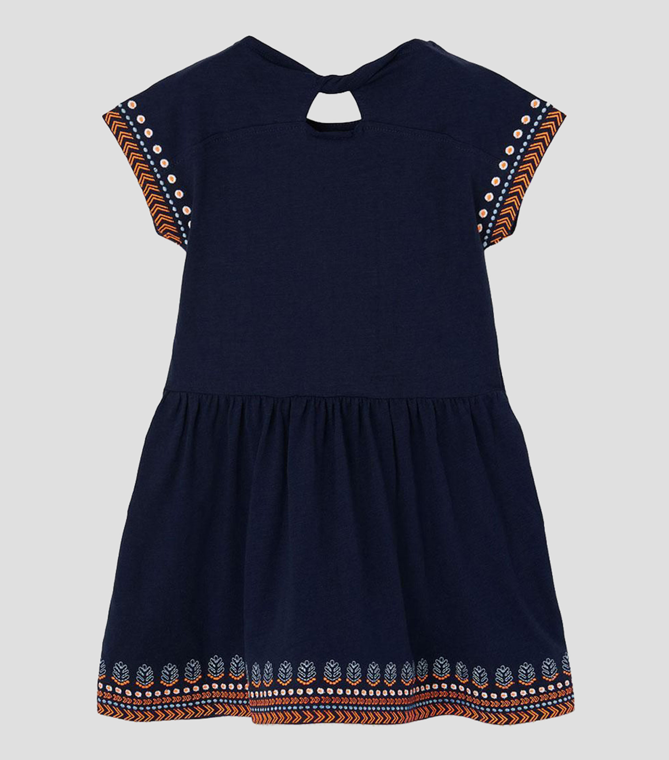 Vestido con diseño sólido bordado Niña