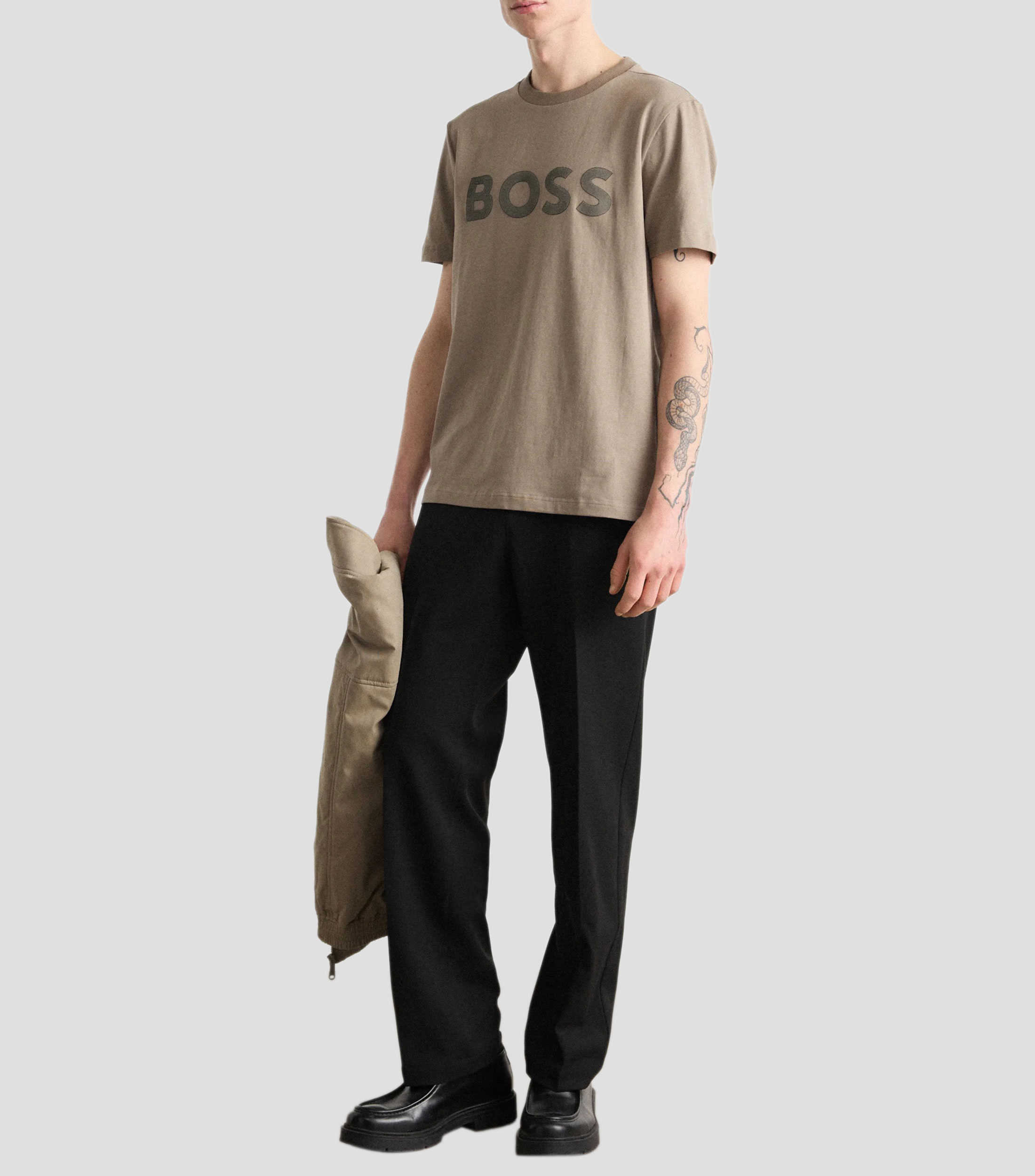 Playera cuello redondo manga corta estampada Hombre