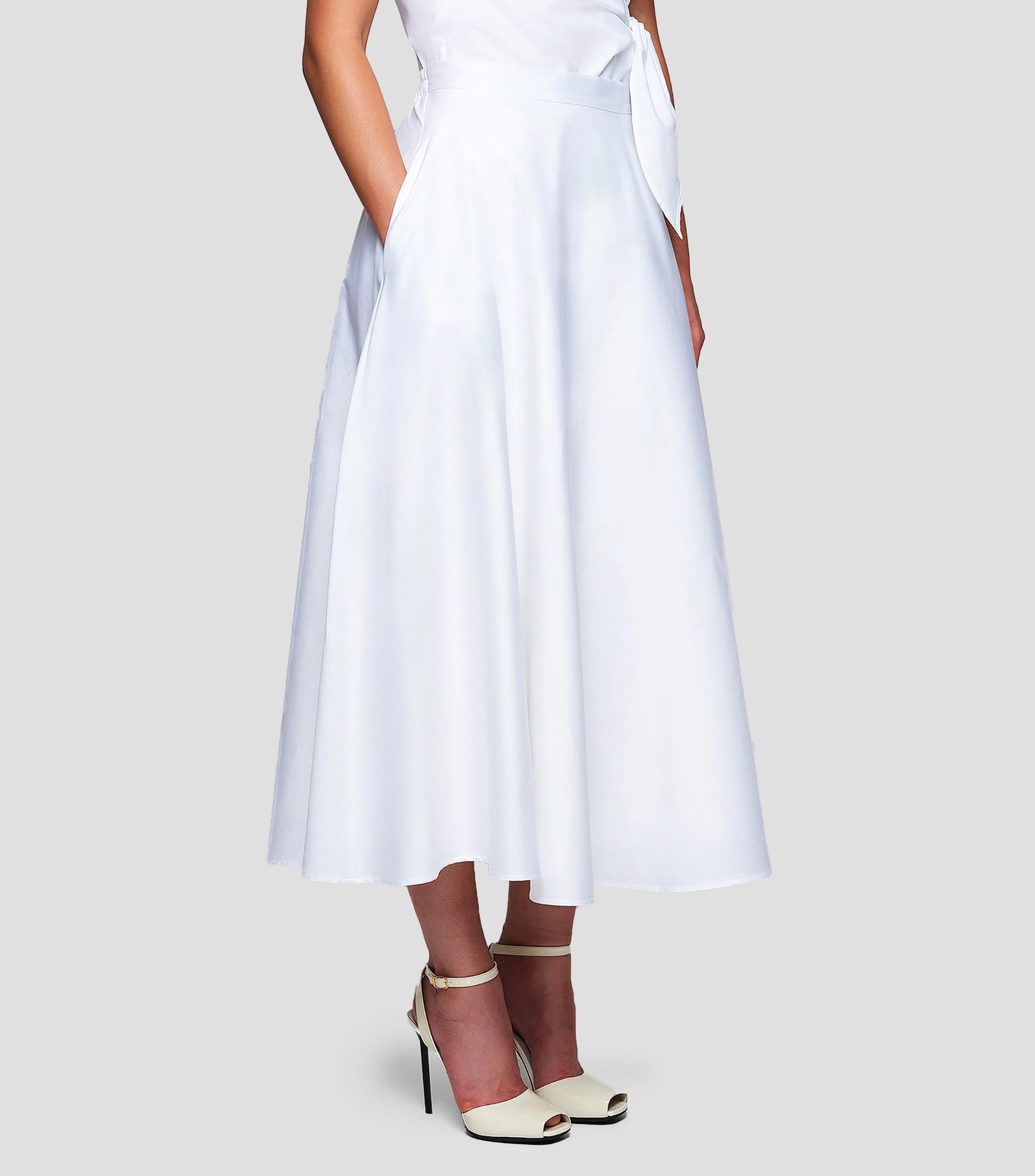 Falda midi de corte regular lisa Mujer