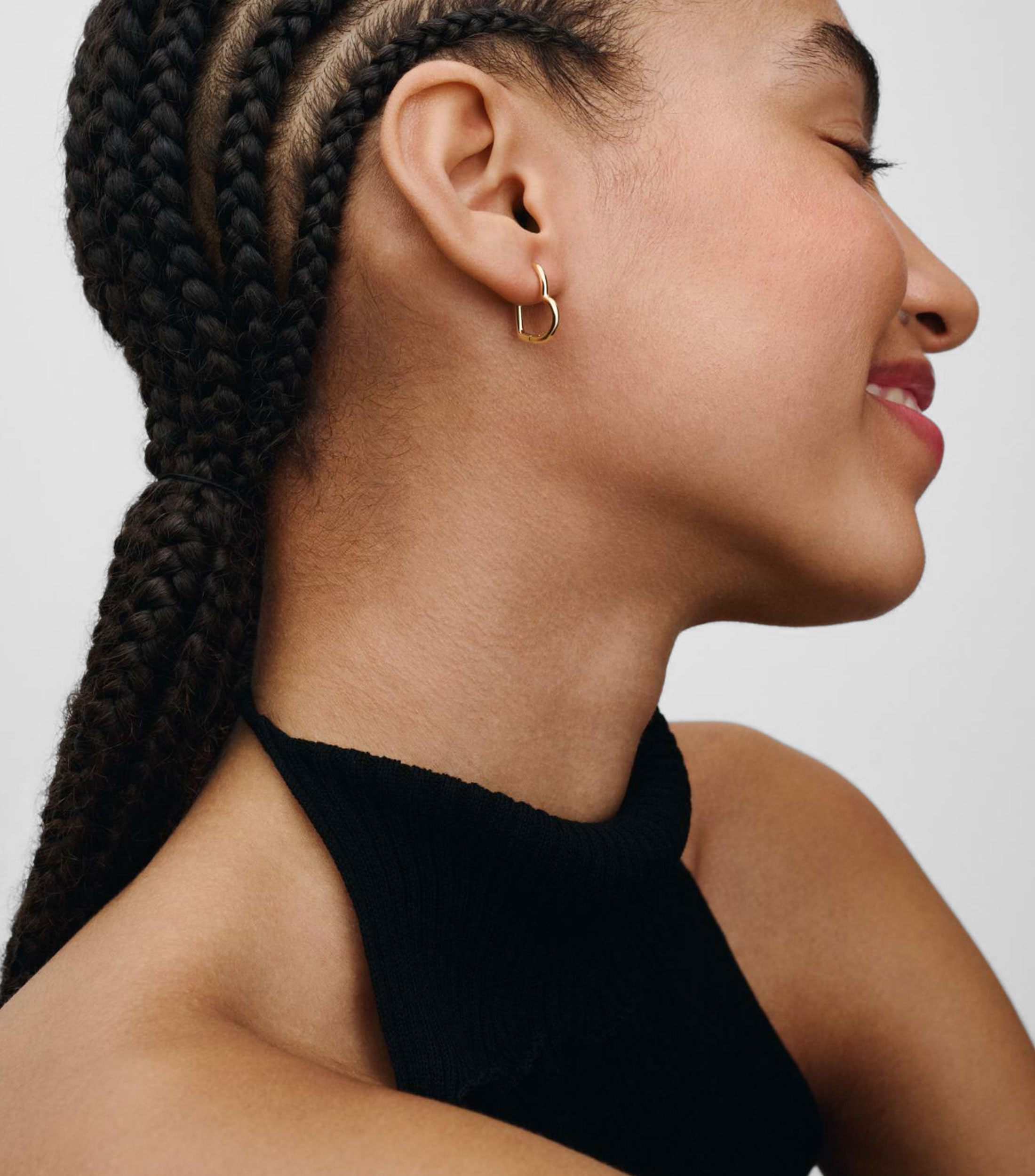 Aretes de Corazón Asimétrico Mujer