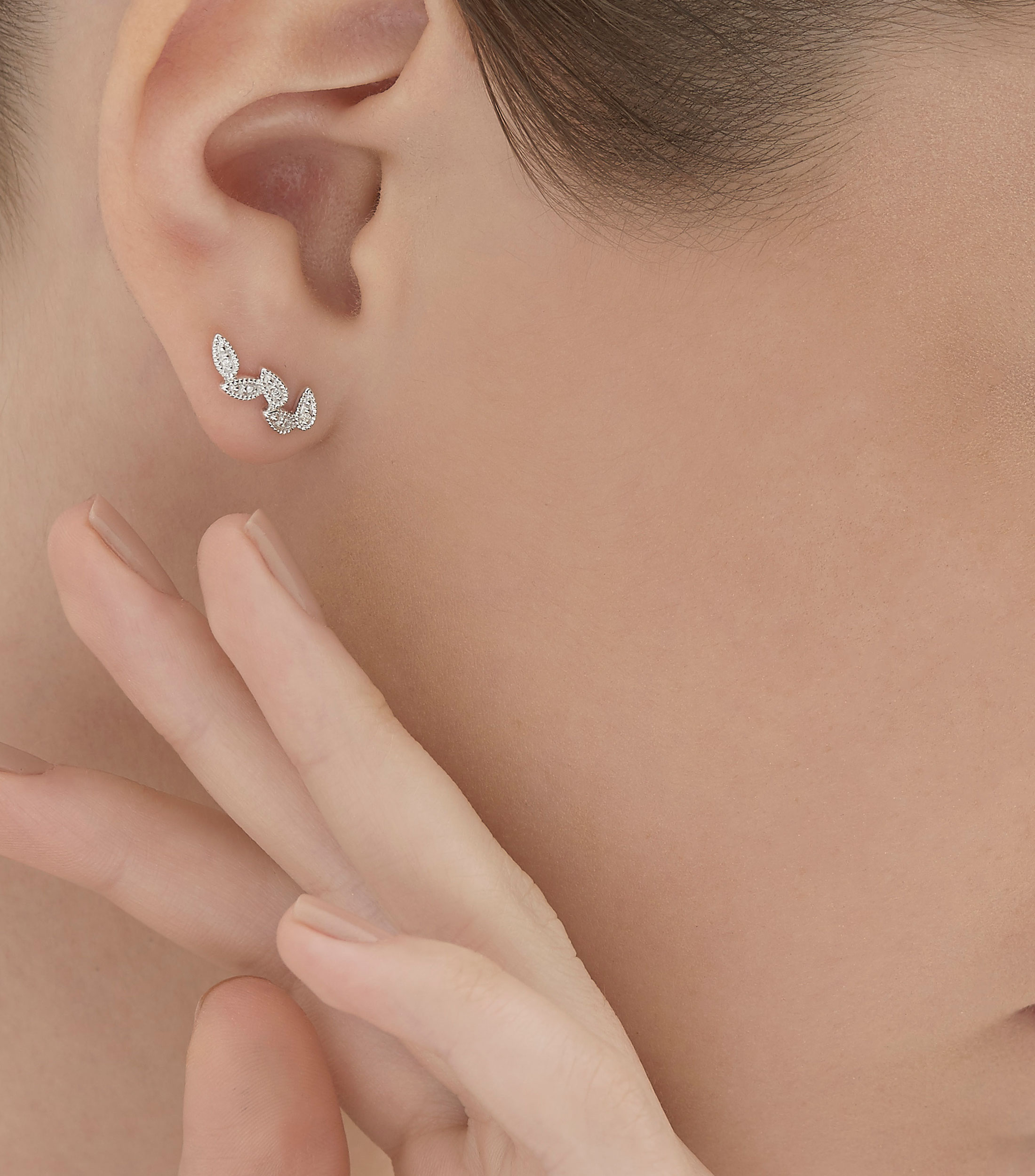 Arete en oro blanco 18 Kilates Mujer