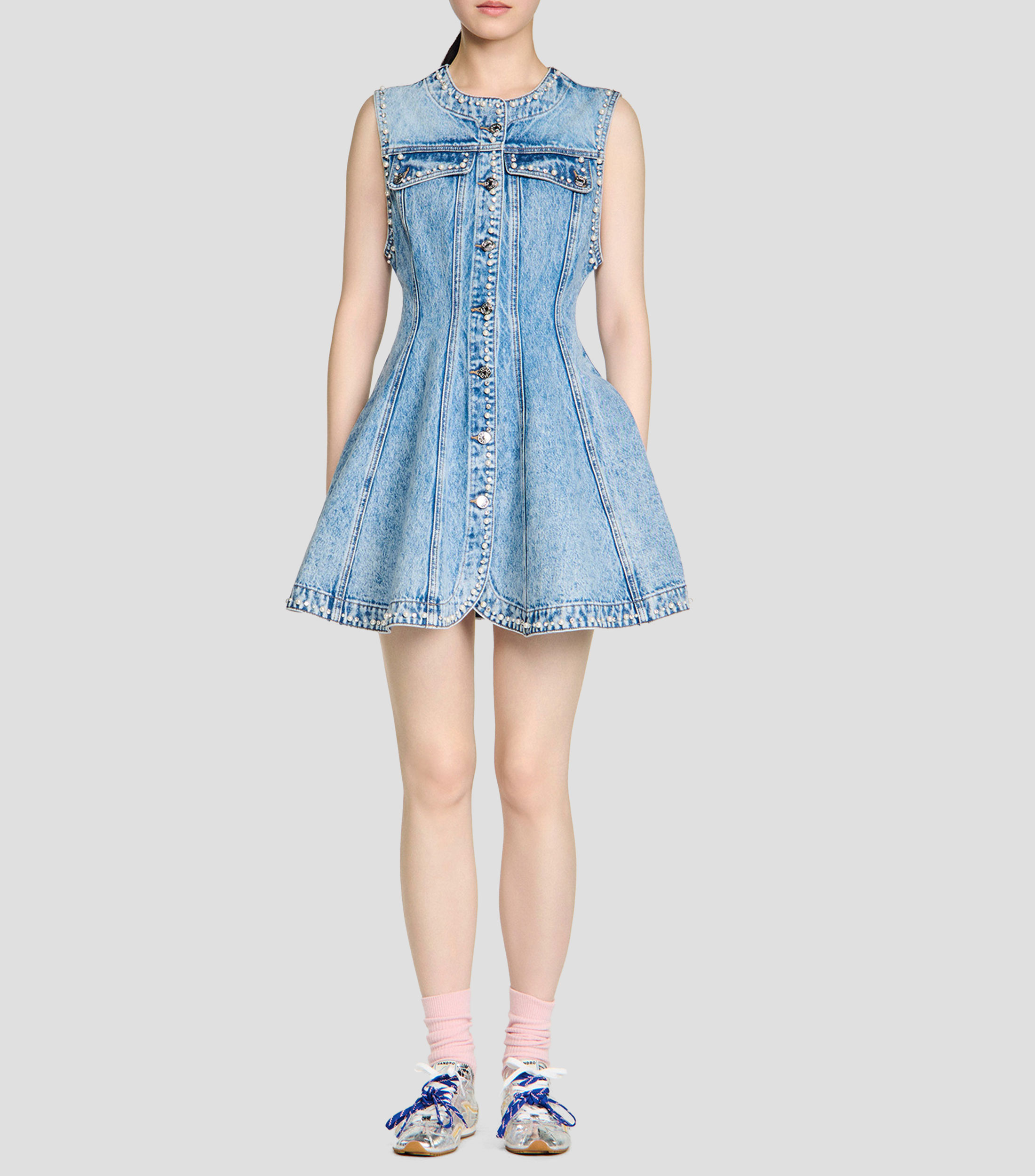 Vestido corto con diseño fantasía de perlas Mujer