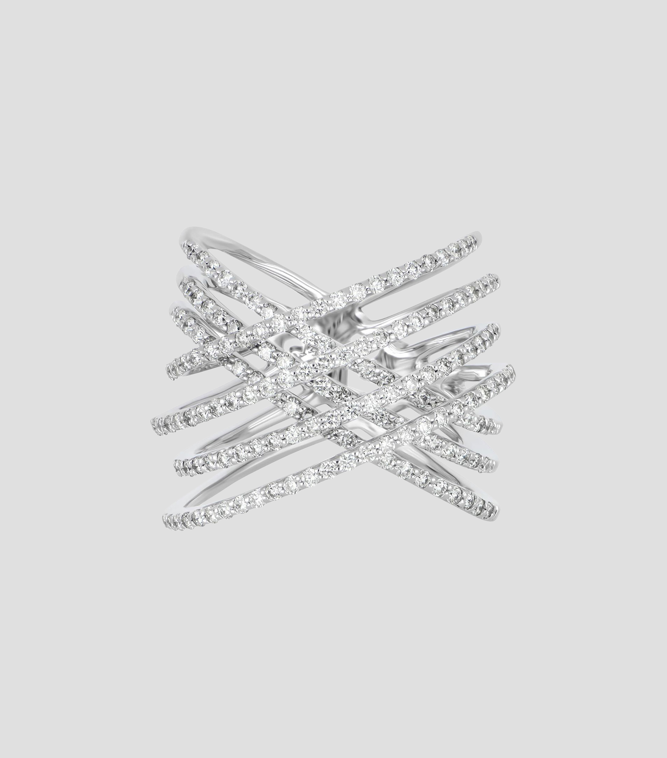 Anillo en Oro blanco de 14 Kilates con bandas de diamante Mujer