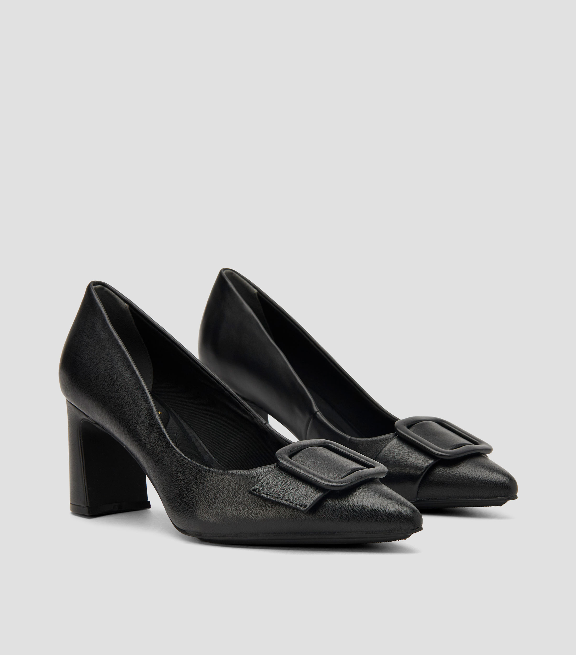Zapatillas con tacón medio cuadrado Mujer