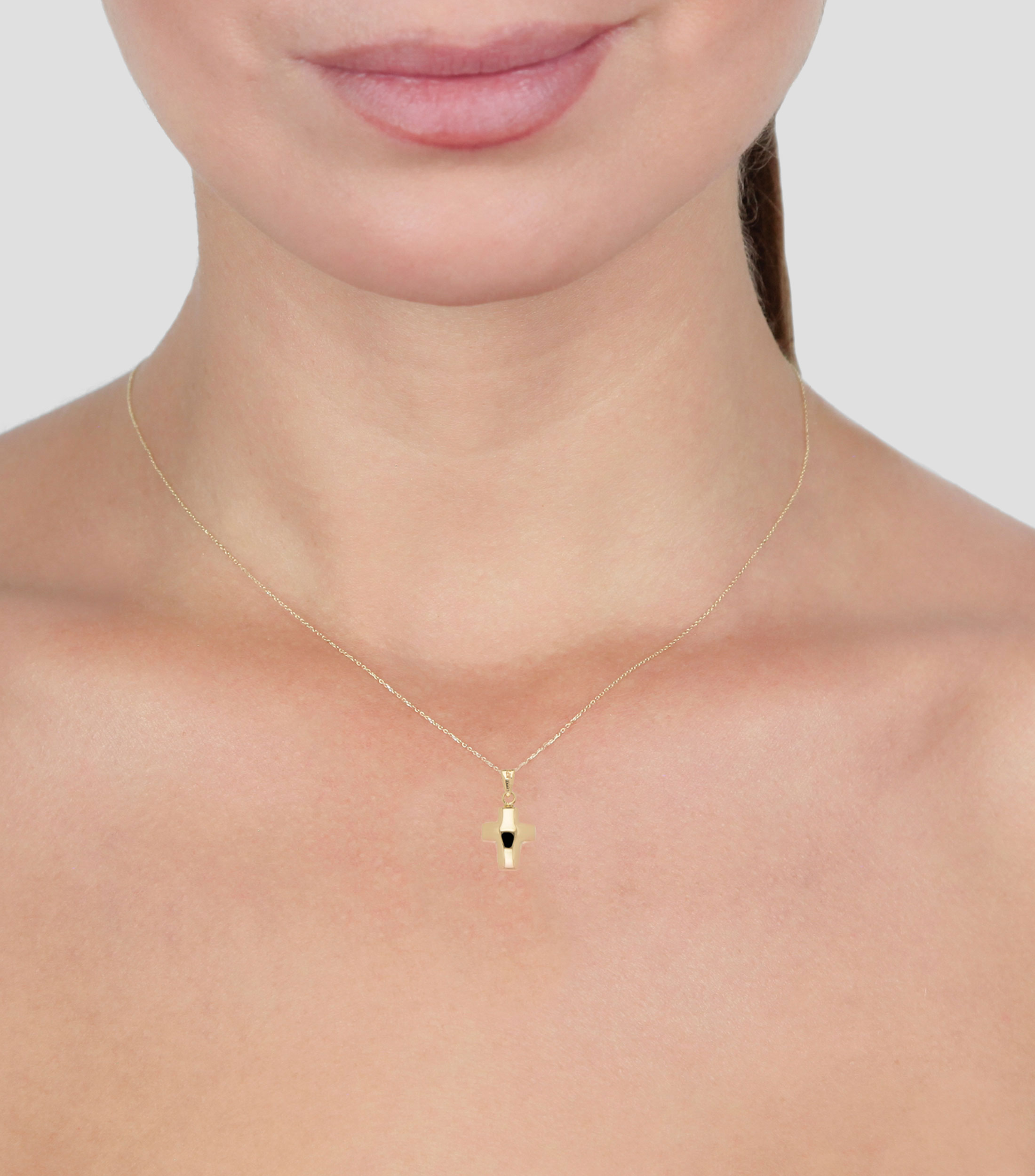 Dije en Forma de Cruz en Oro de 14 Kilates Mujer