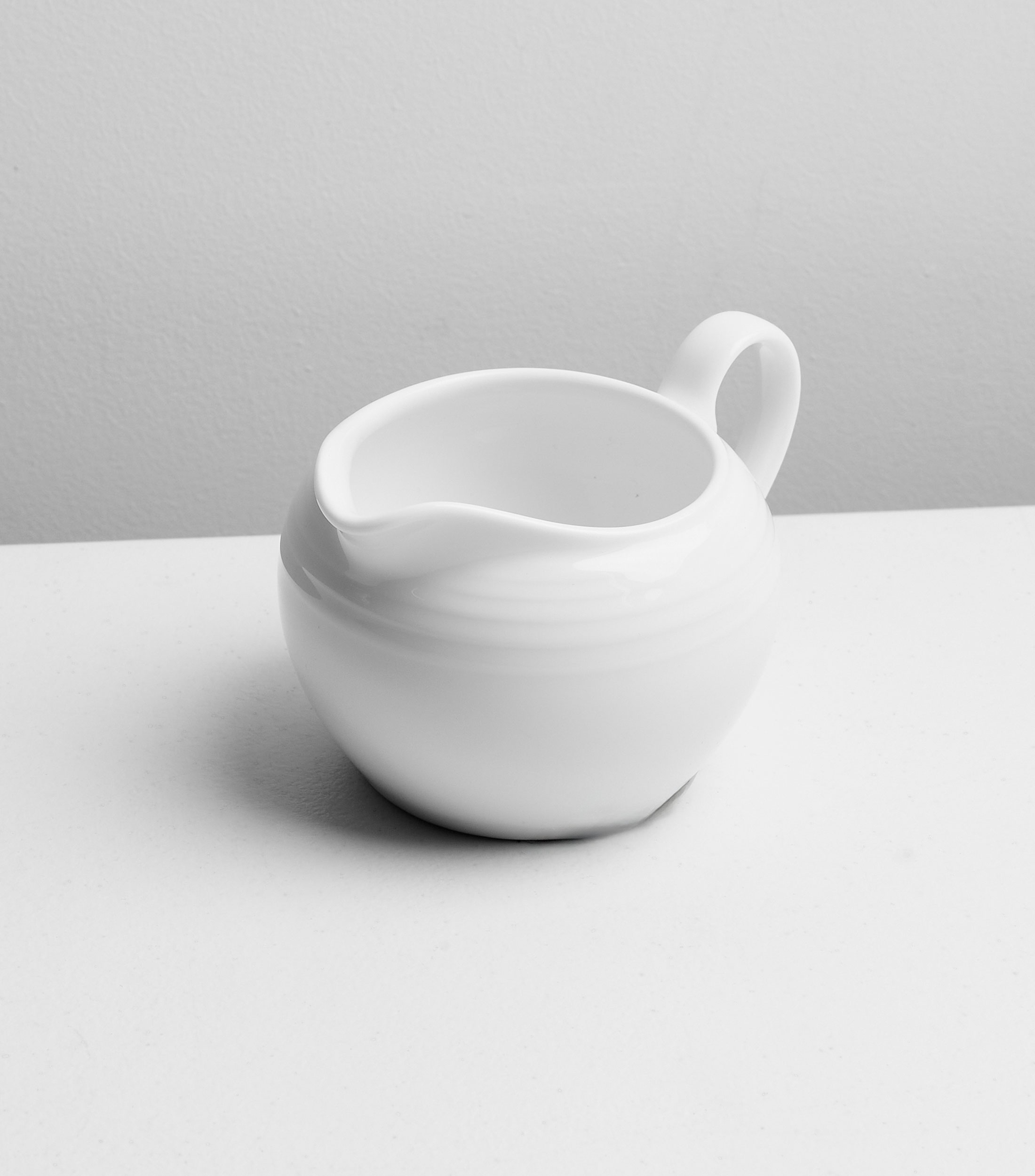 Cremera Arctic White en porcelana
