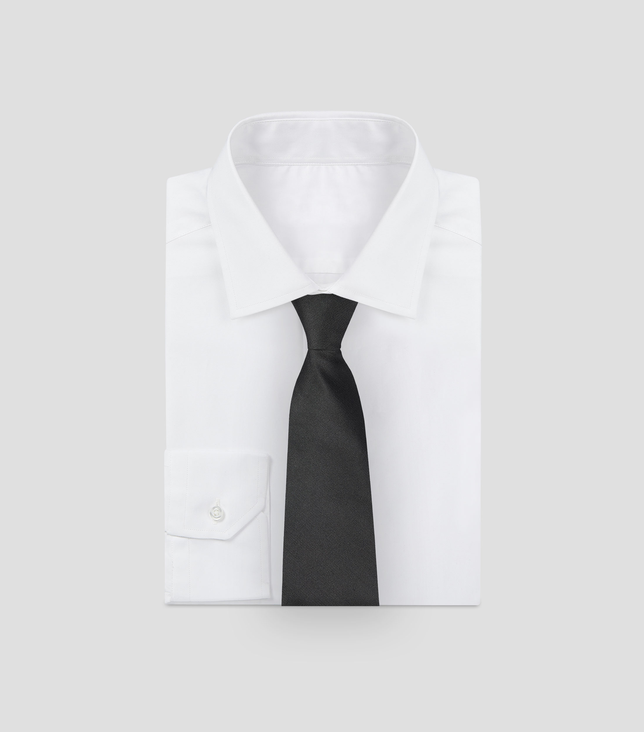 Corbata ancha en seda lisa