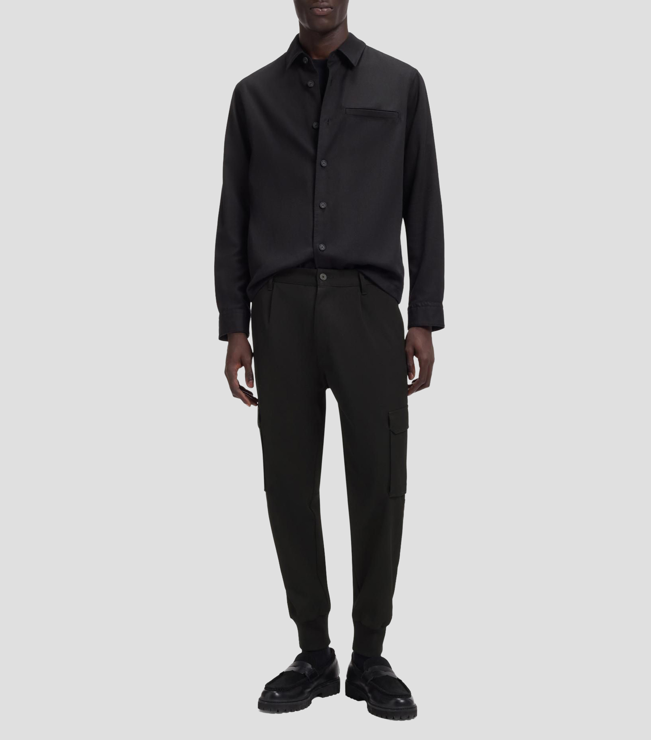 Pantalones slim fit con bolsillos estilo cargo Hombre