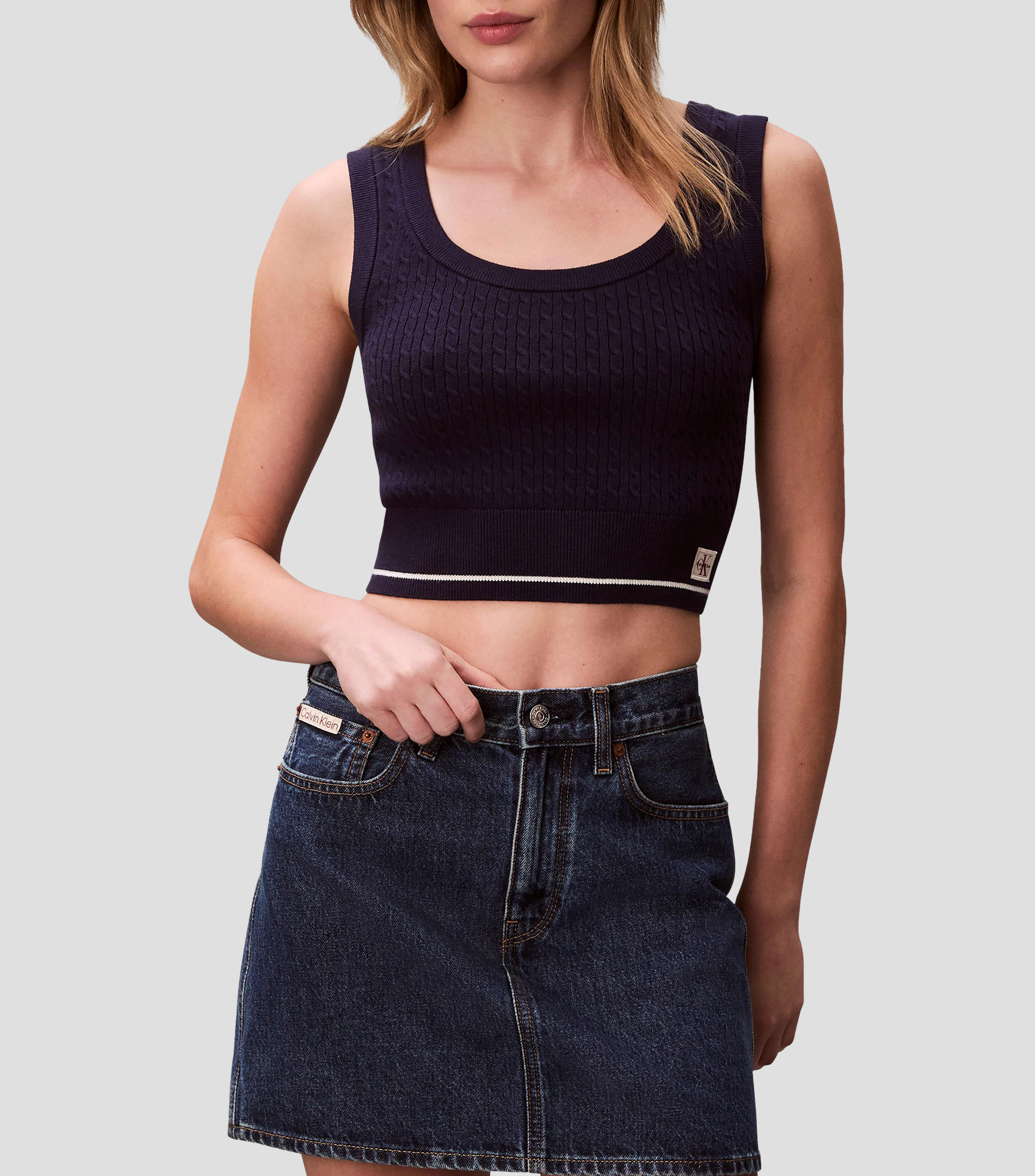 Top con microdiseños sin mangas Mujer