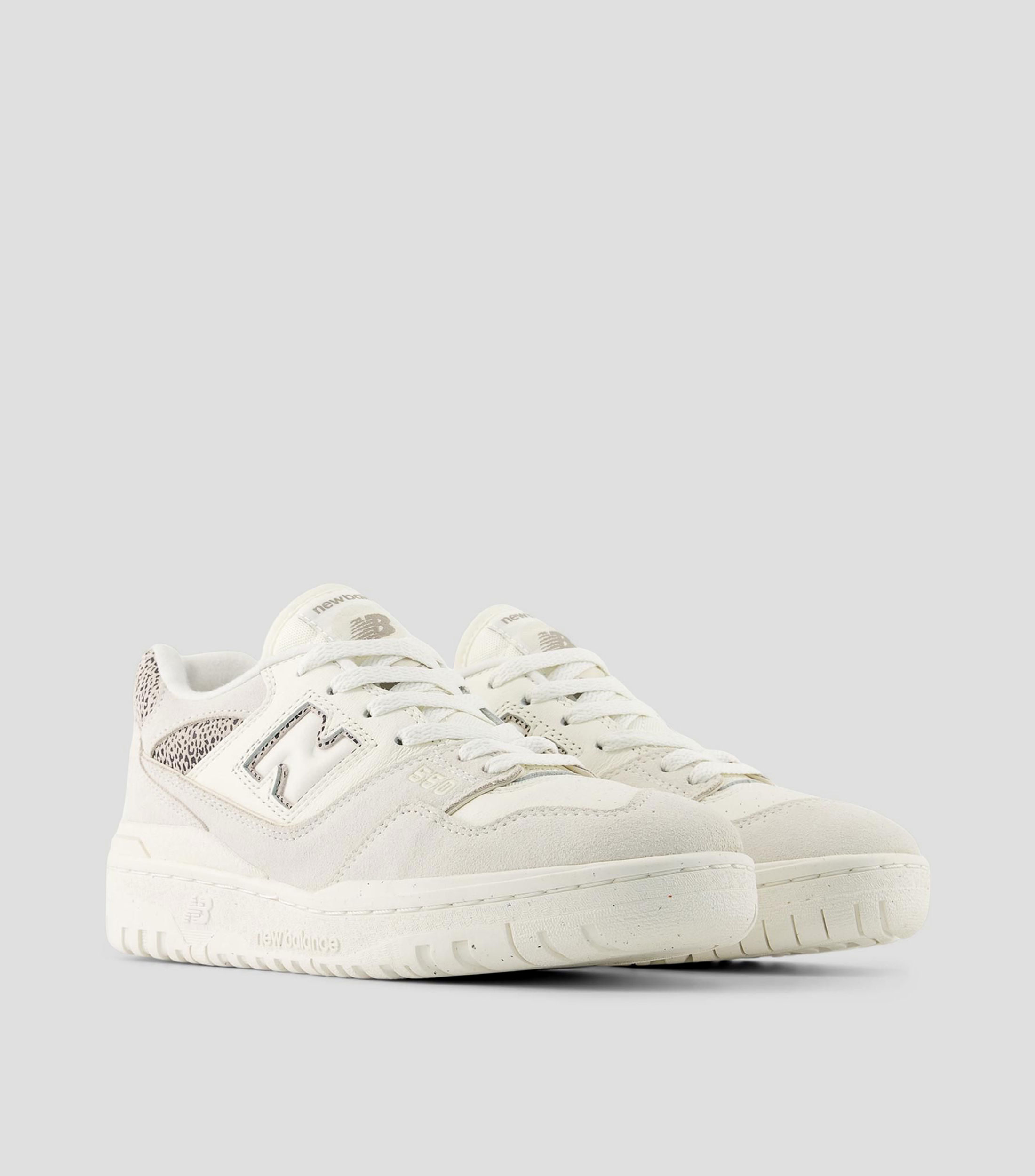 Tenis Casuales con logo Mujer