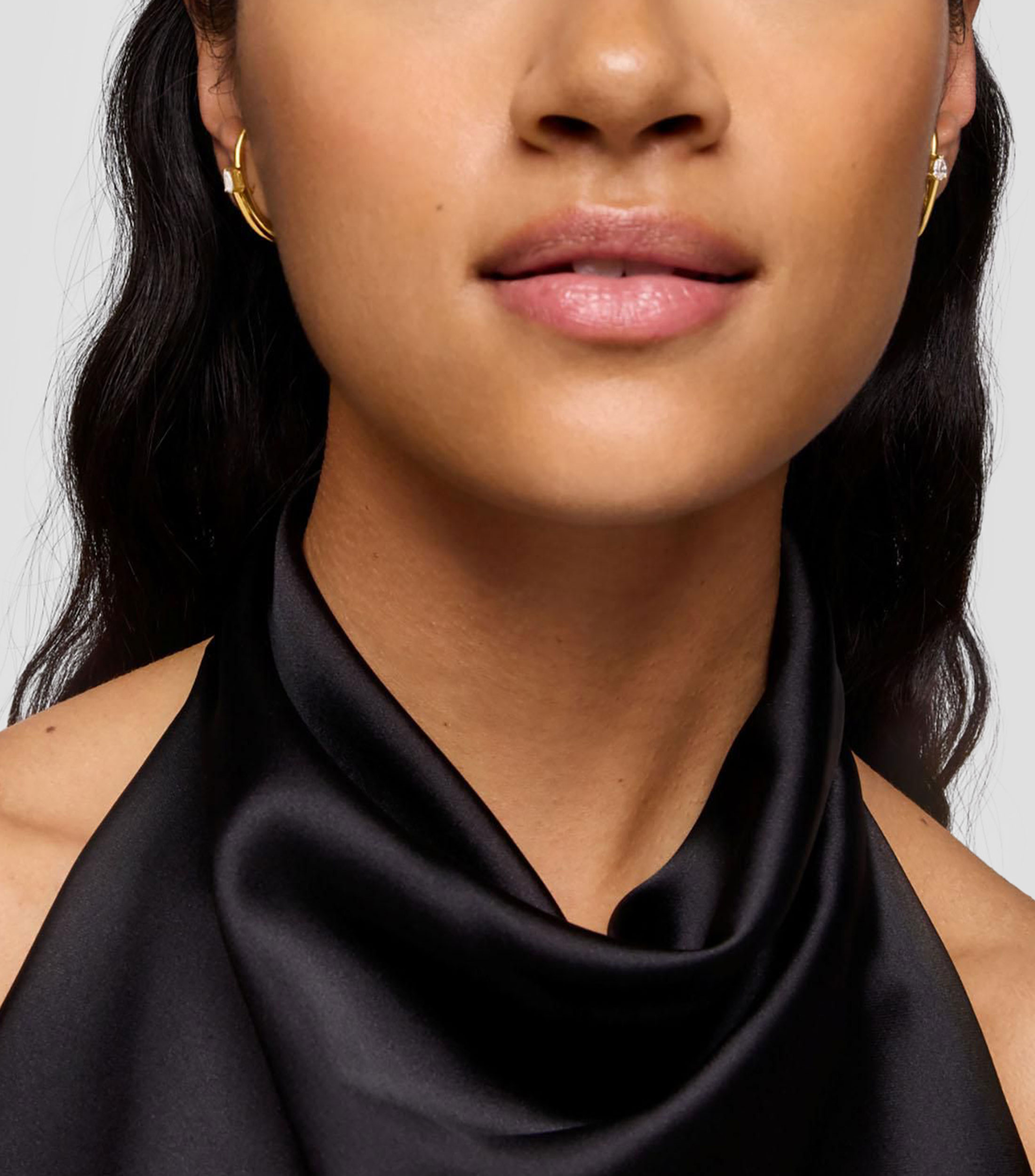 Aretes en plata de medio arco con diamantes Lio LGD Mujer
